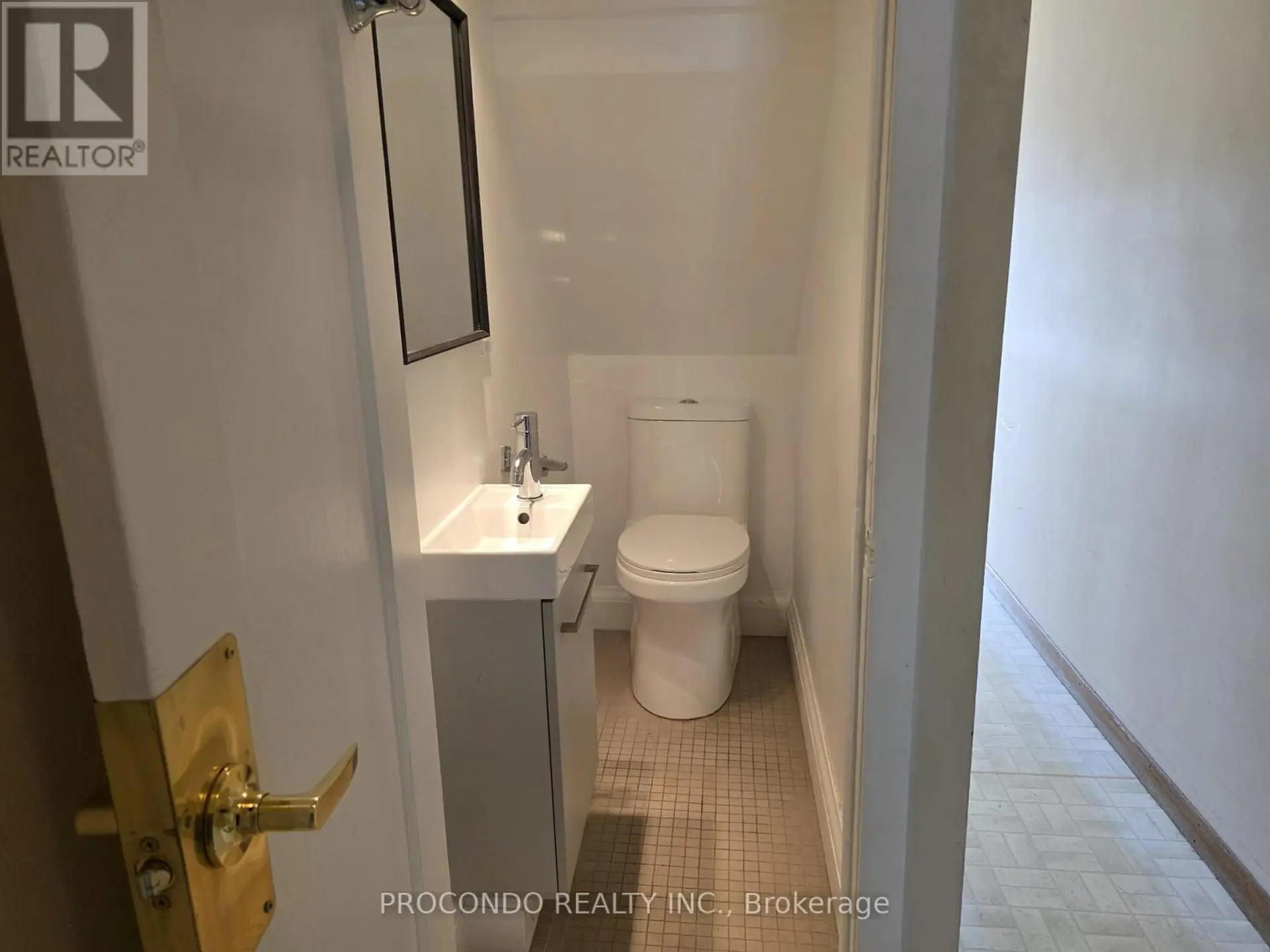 286 HARVIE AVENUE - Image 5