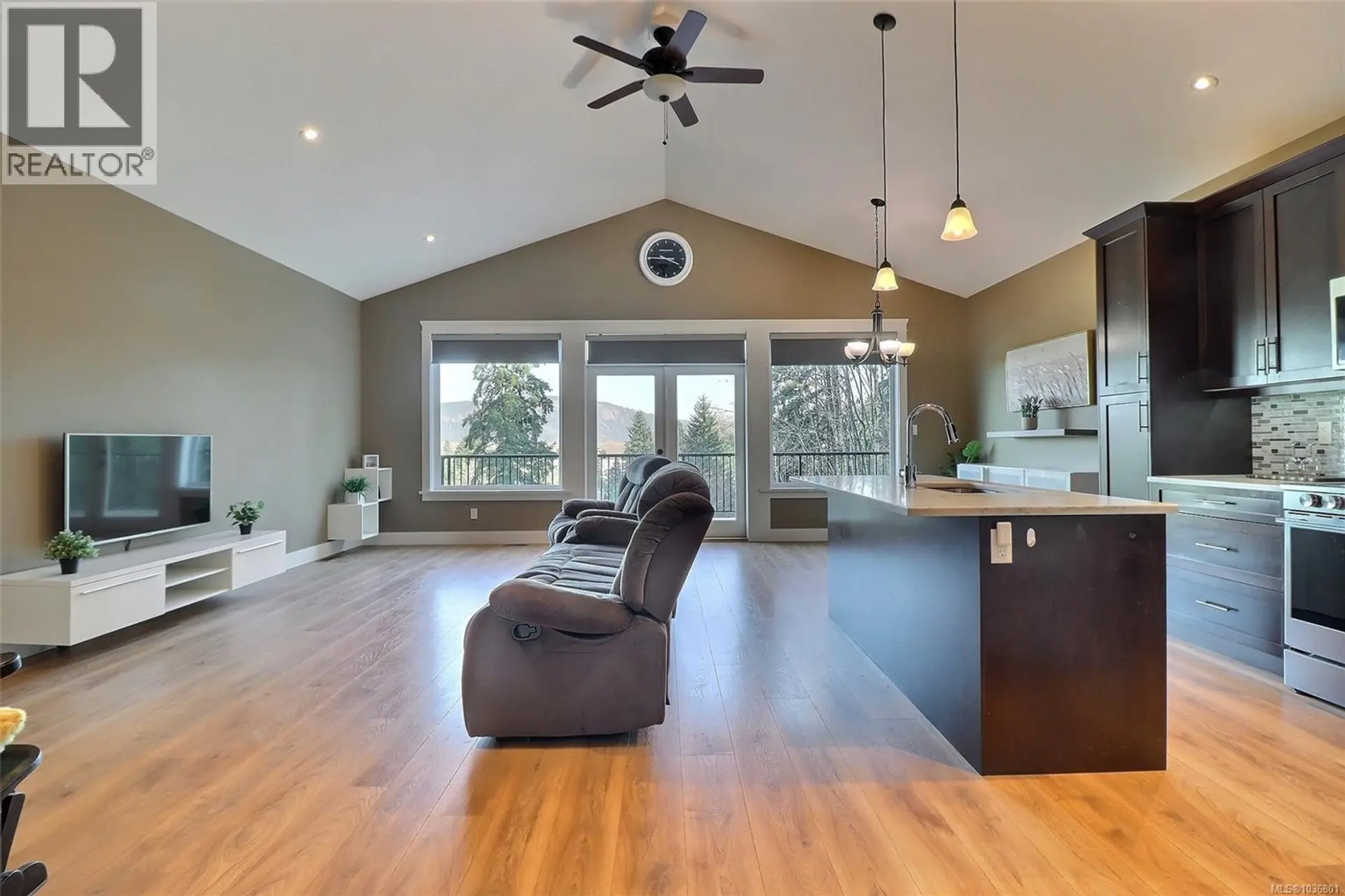 2984 Phillips Rd - Image 5