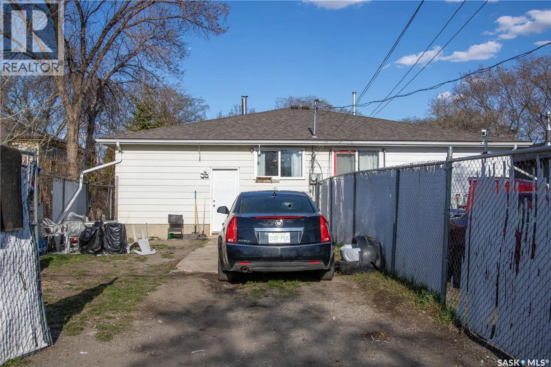 #350 & 352 Toronto STREET - Image 3