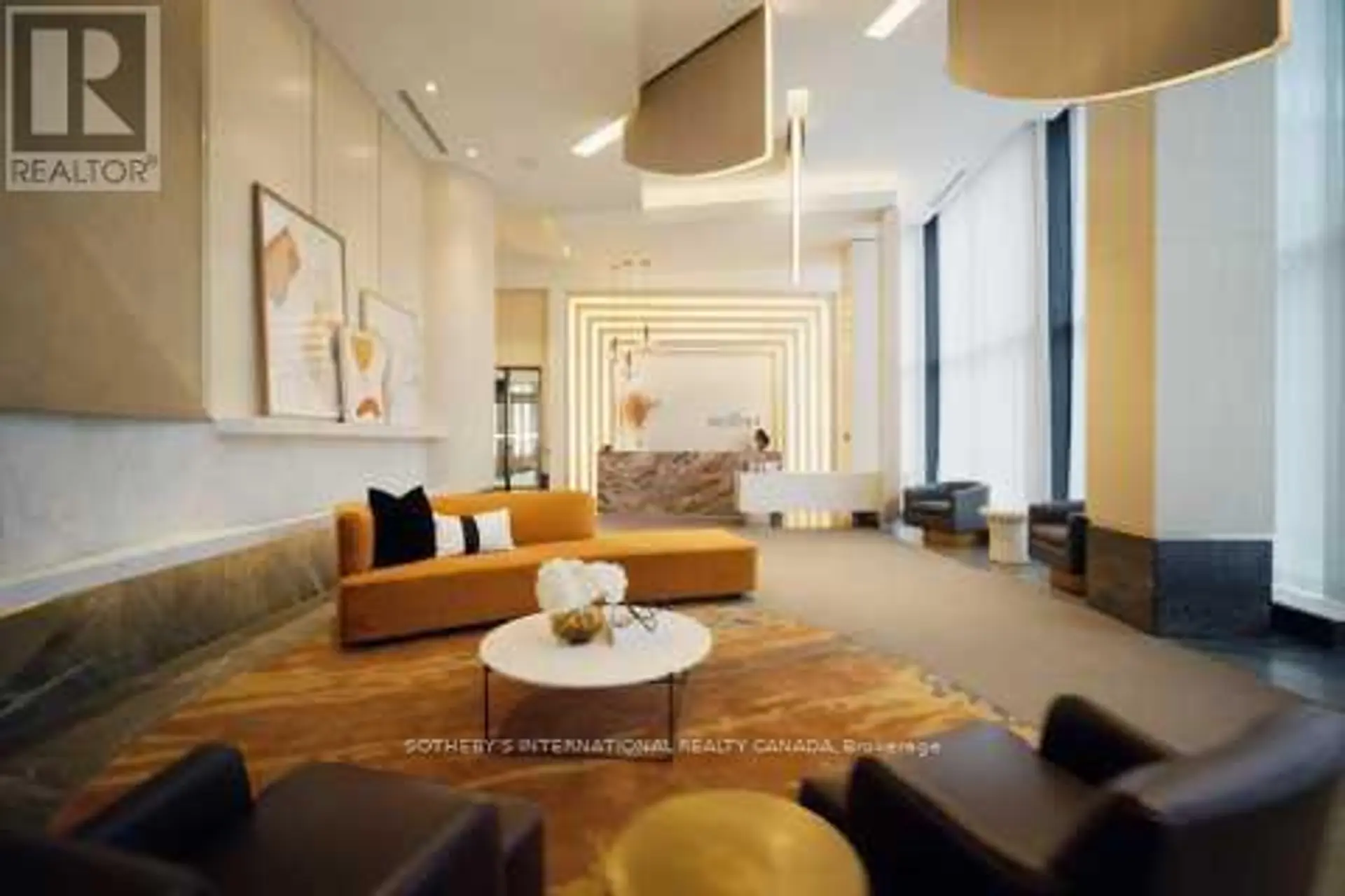 #834 858 DUPONT STREET - Image 9