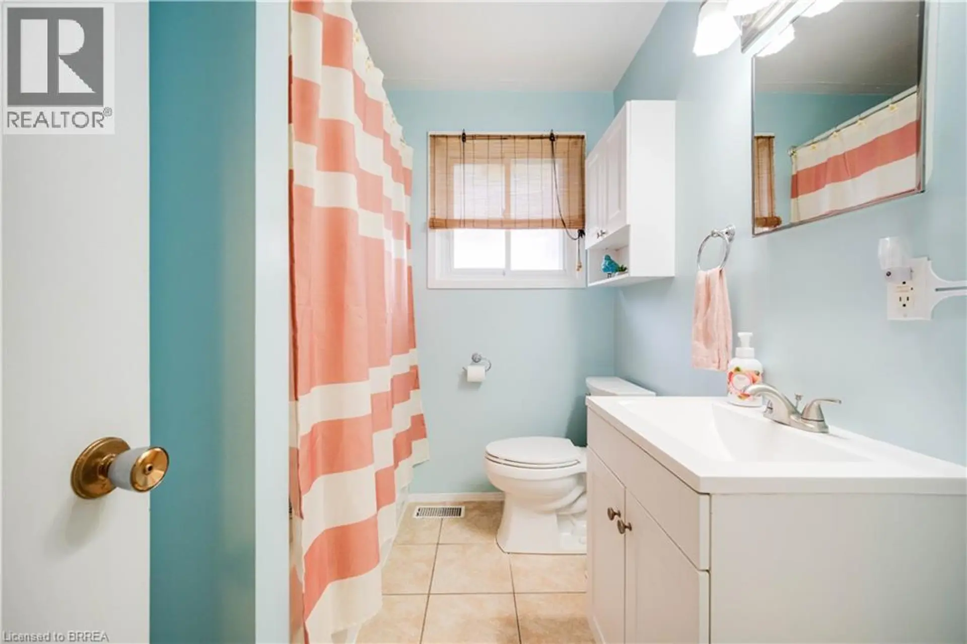 50 ELLENSON Drive - Image 10