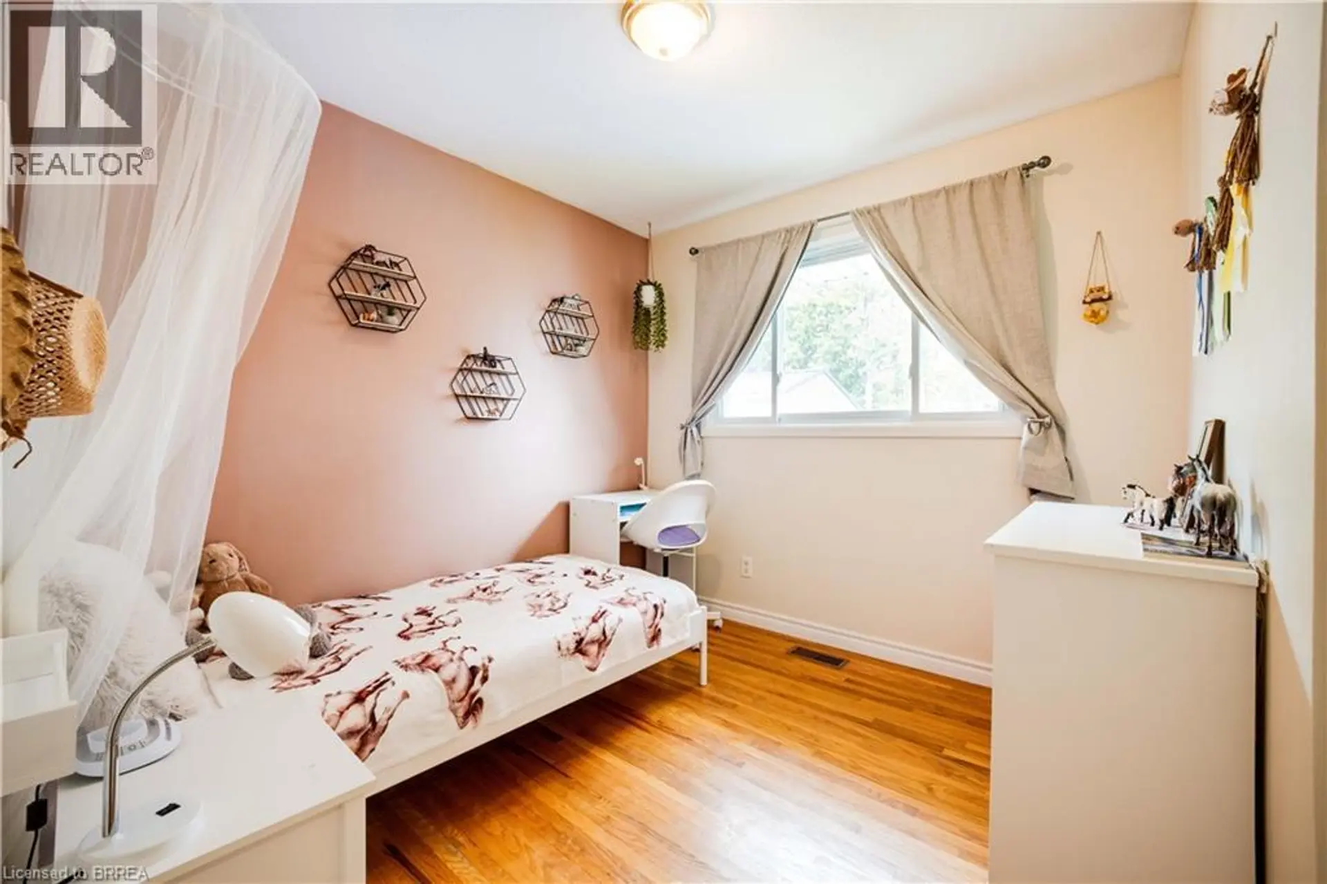 50 ELLENSON Drive - Image 13