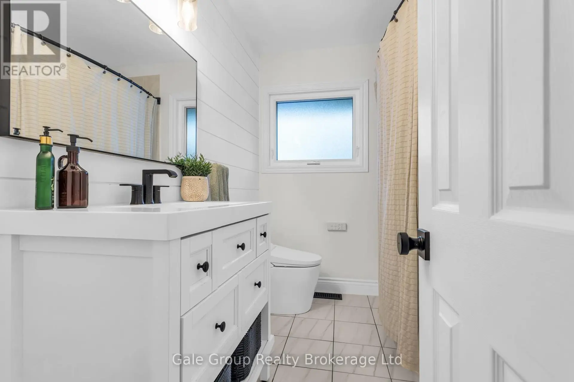 9 STRATHCONA DRIVE - Image 11