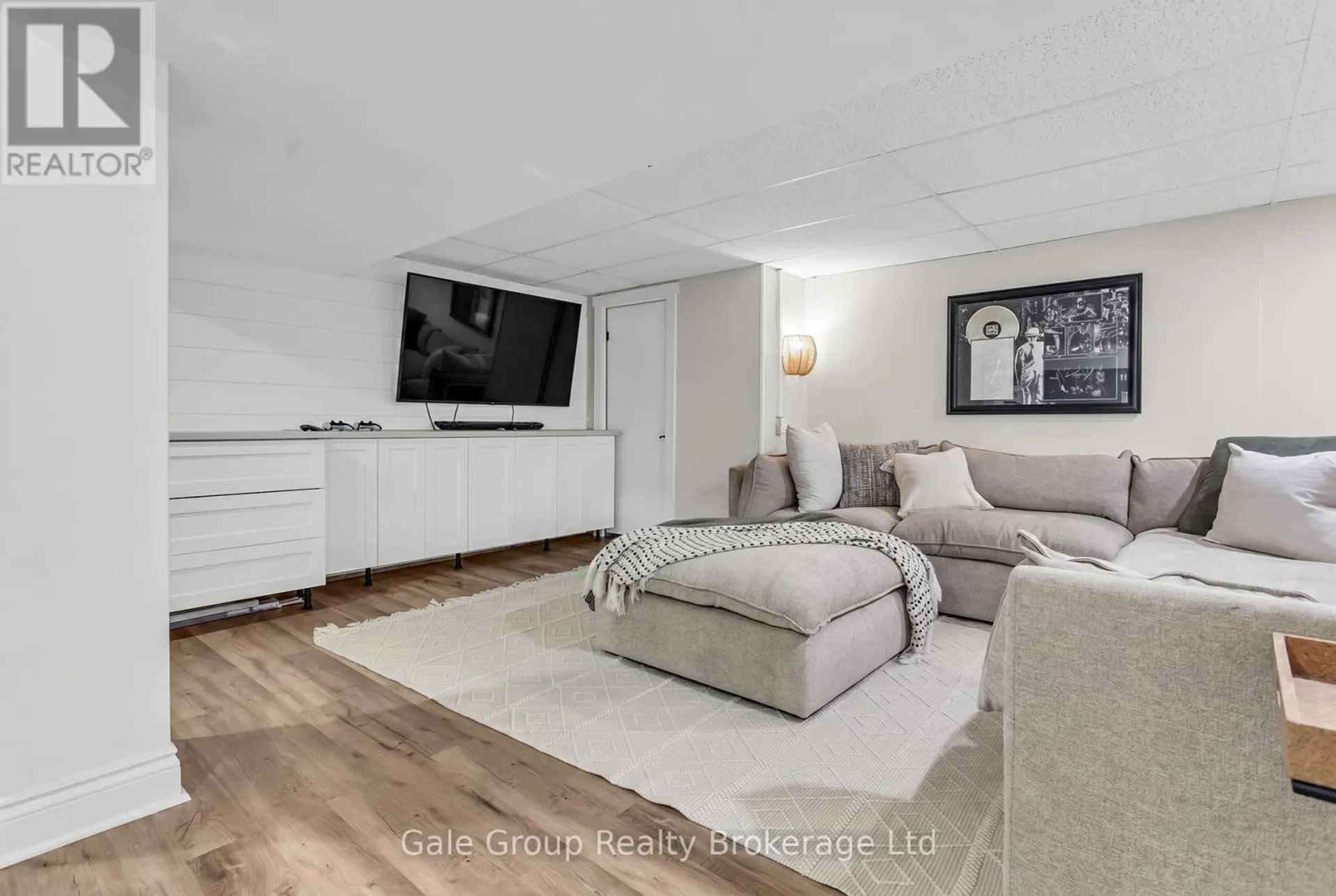 9 STRATHCONA DRIVE - Image 13