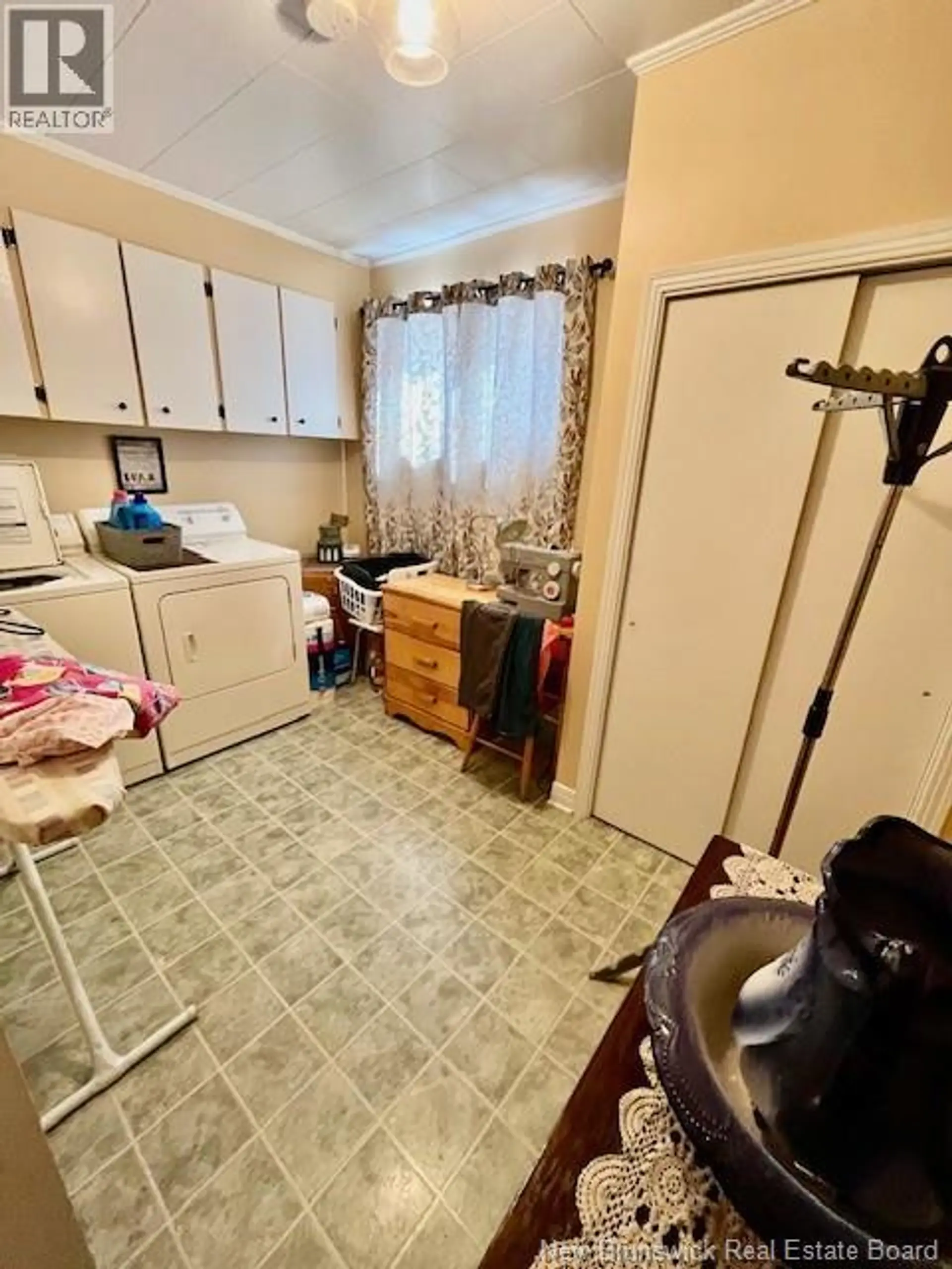 1120 Des Pionniers Avenue - Image 13