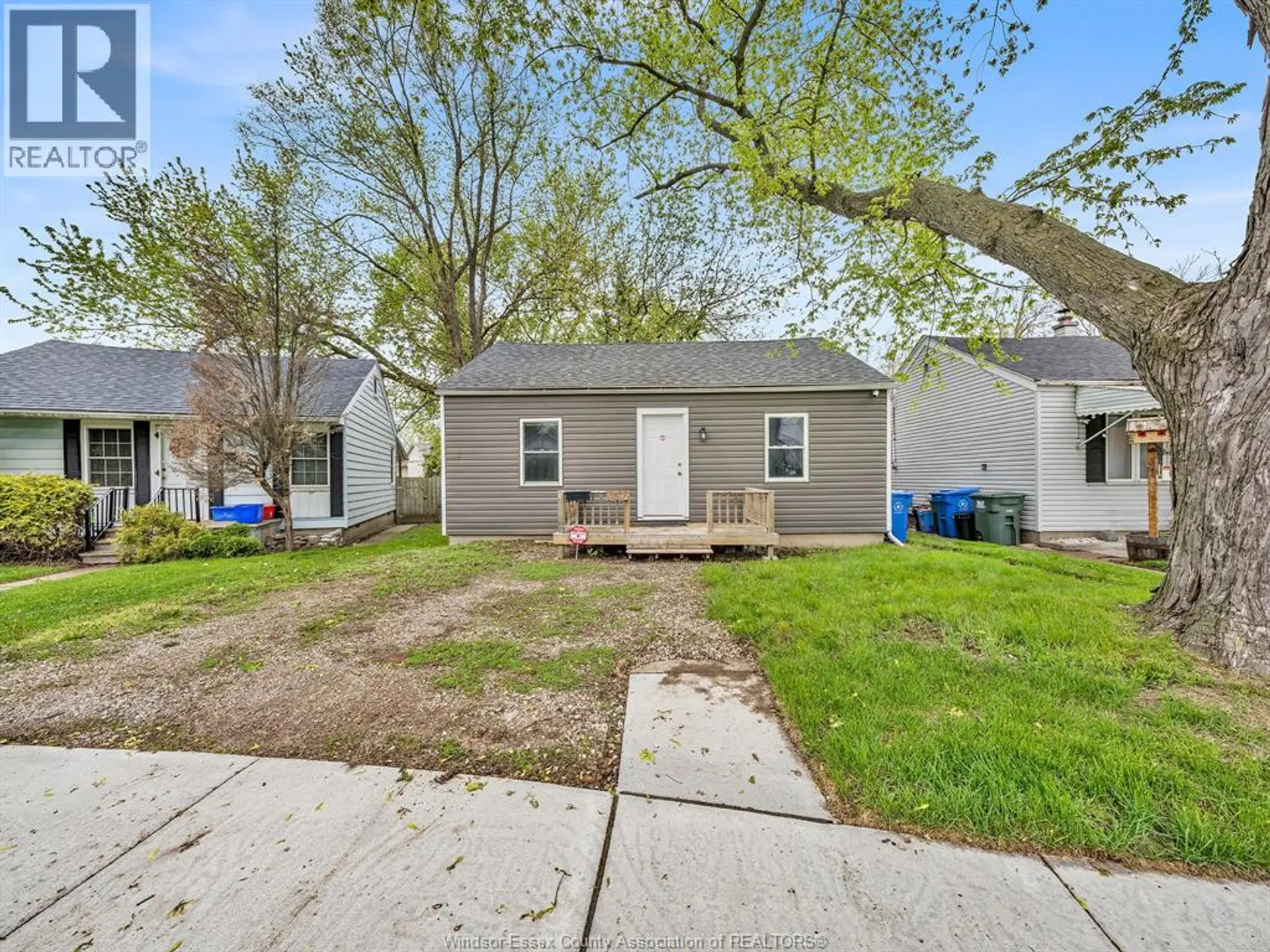3422 BARRYMORE - Image 1