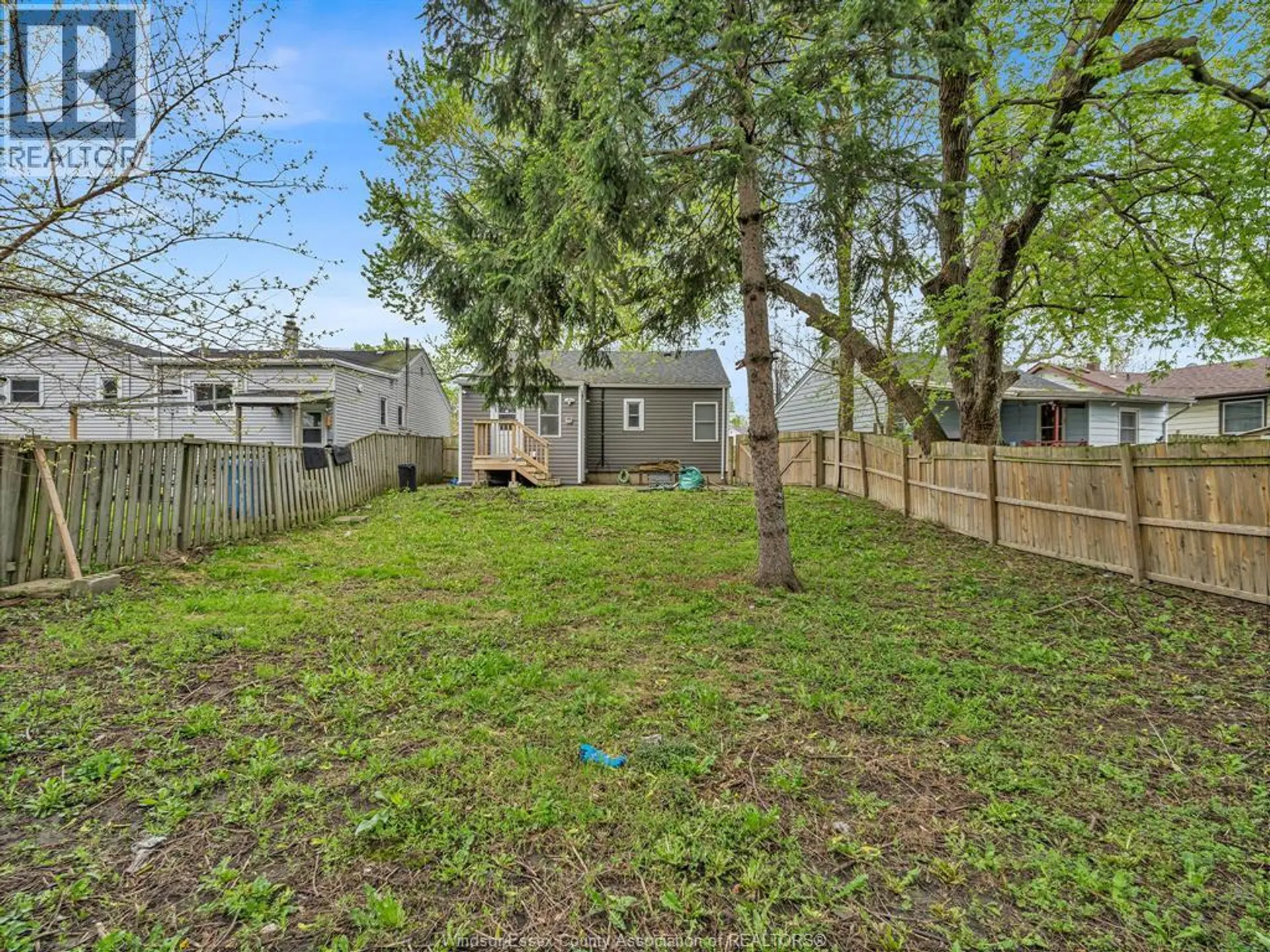 3422 BARRYMORE - Image 19