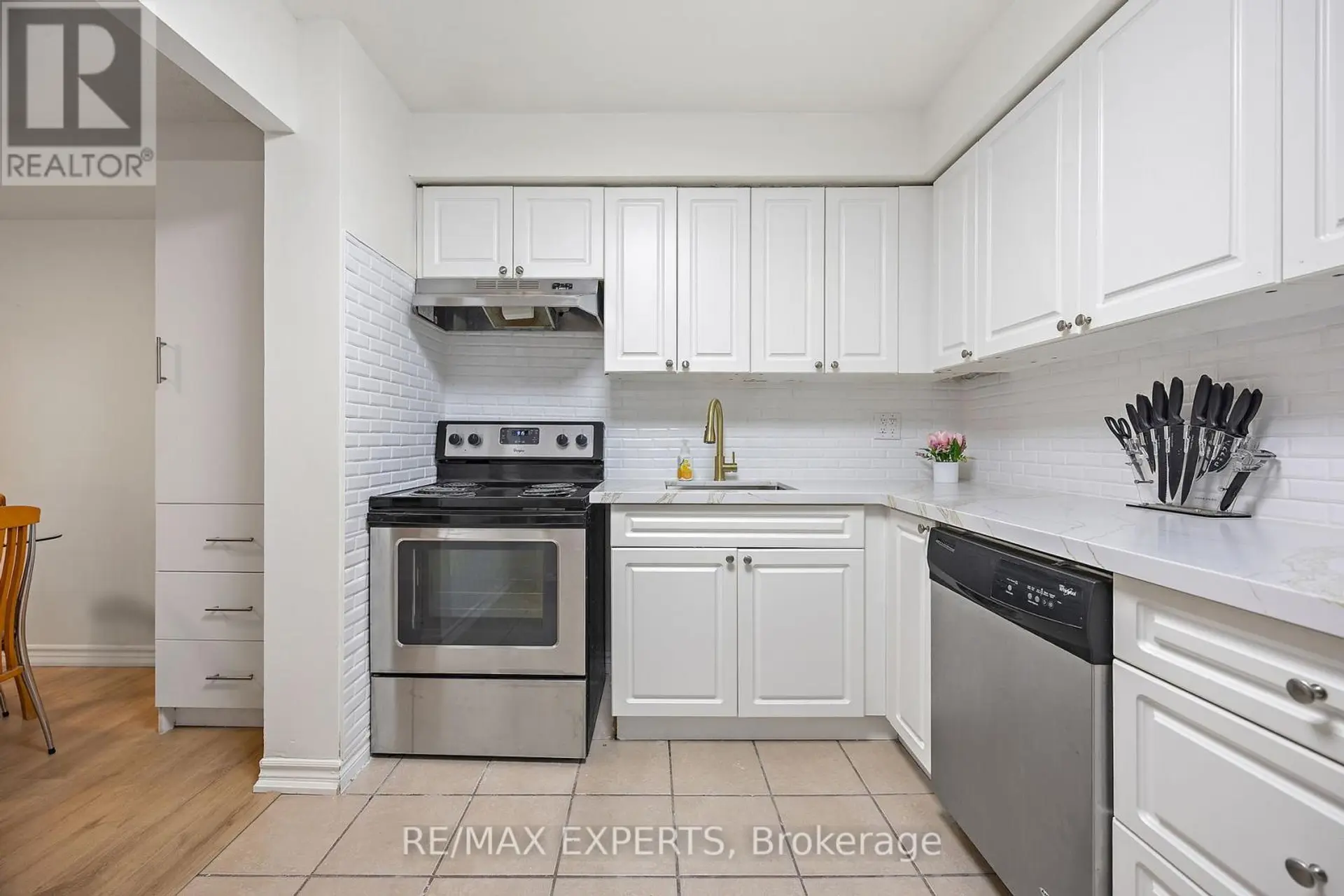 242 MILESTONE CRESCENT - Image 2
