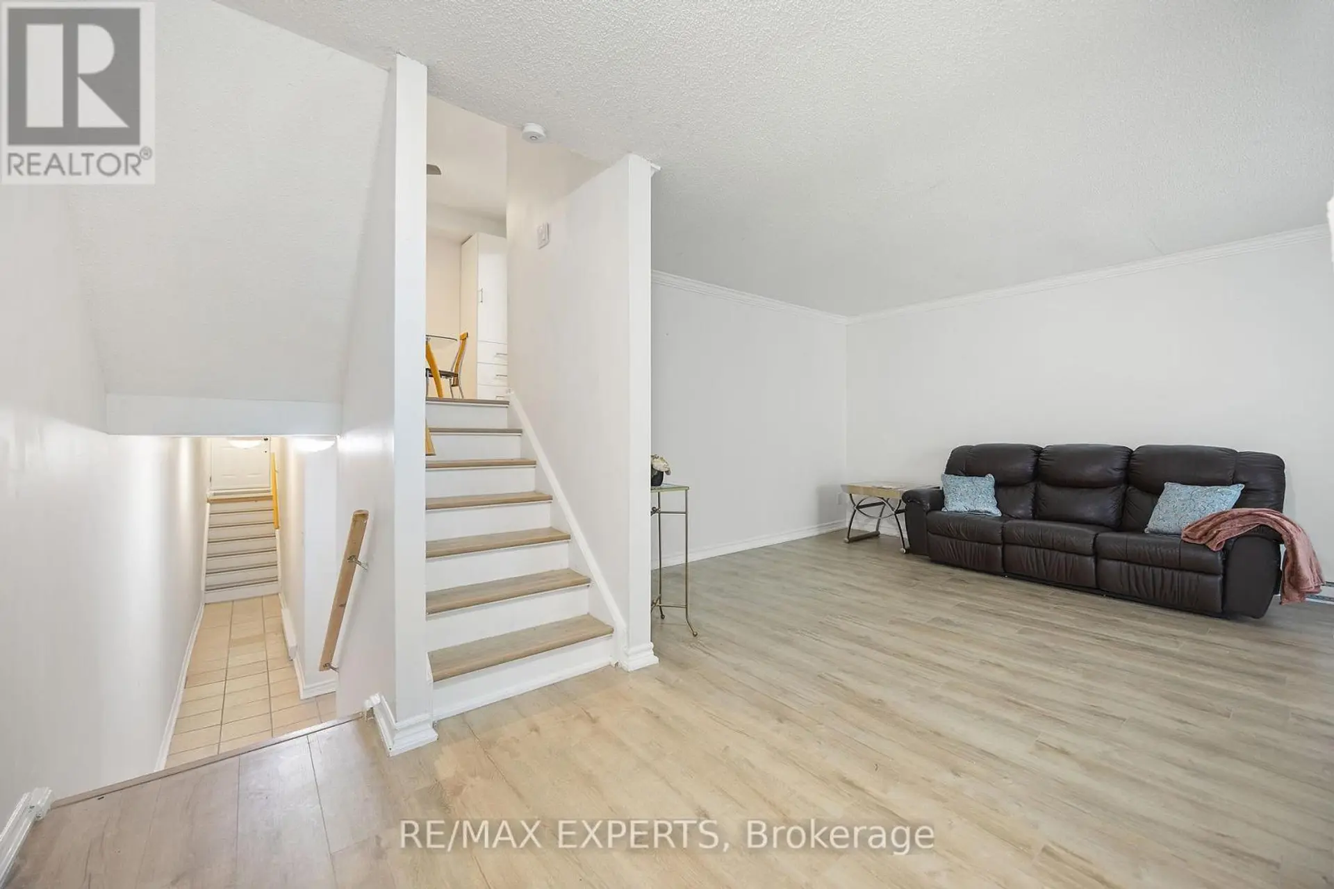 242 MILESTONE CRESCENT - Image 7