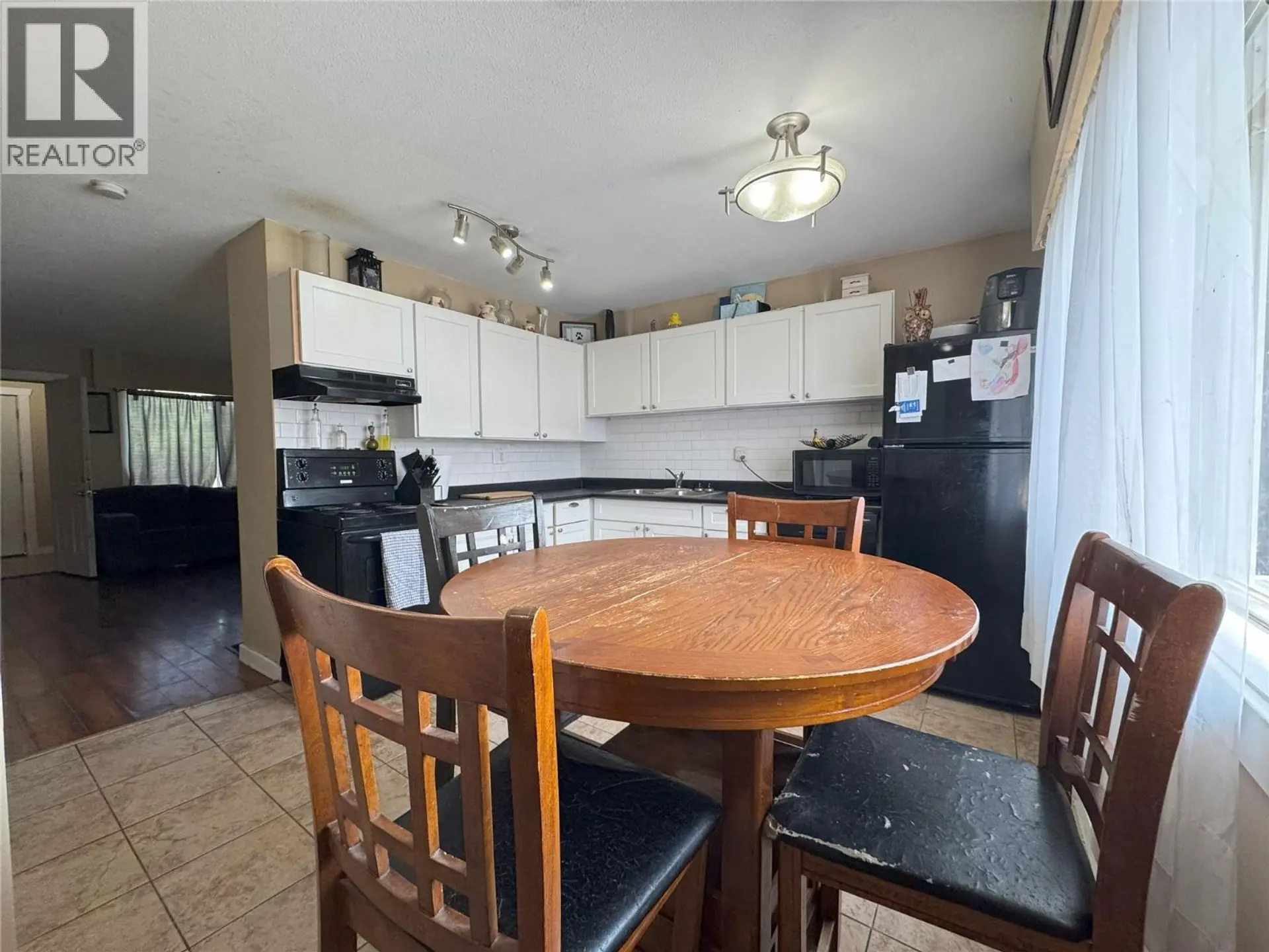 #229 1716 Willowbrook Crescent - Image 8