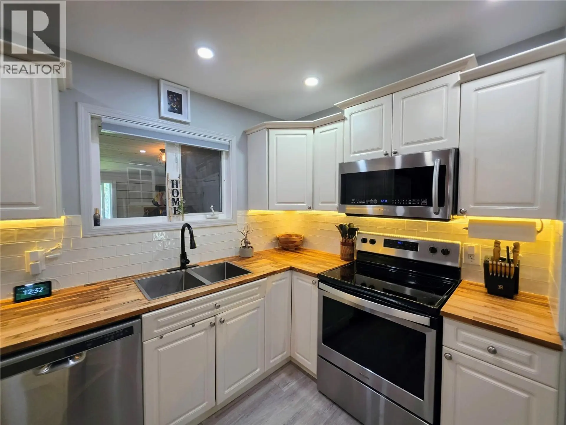457 Mountain Ash Crescent - Image 7