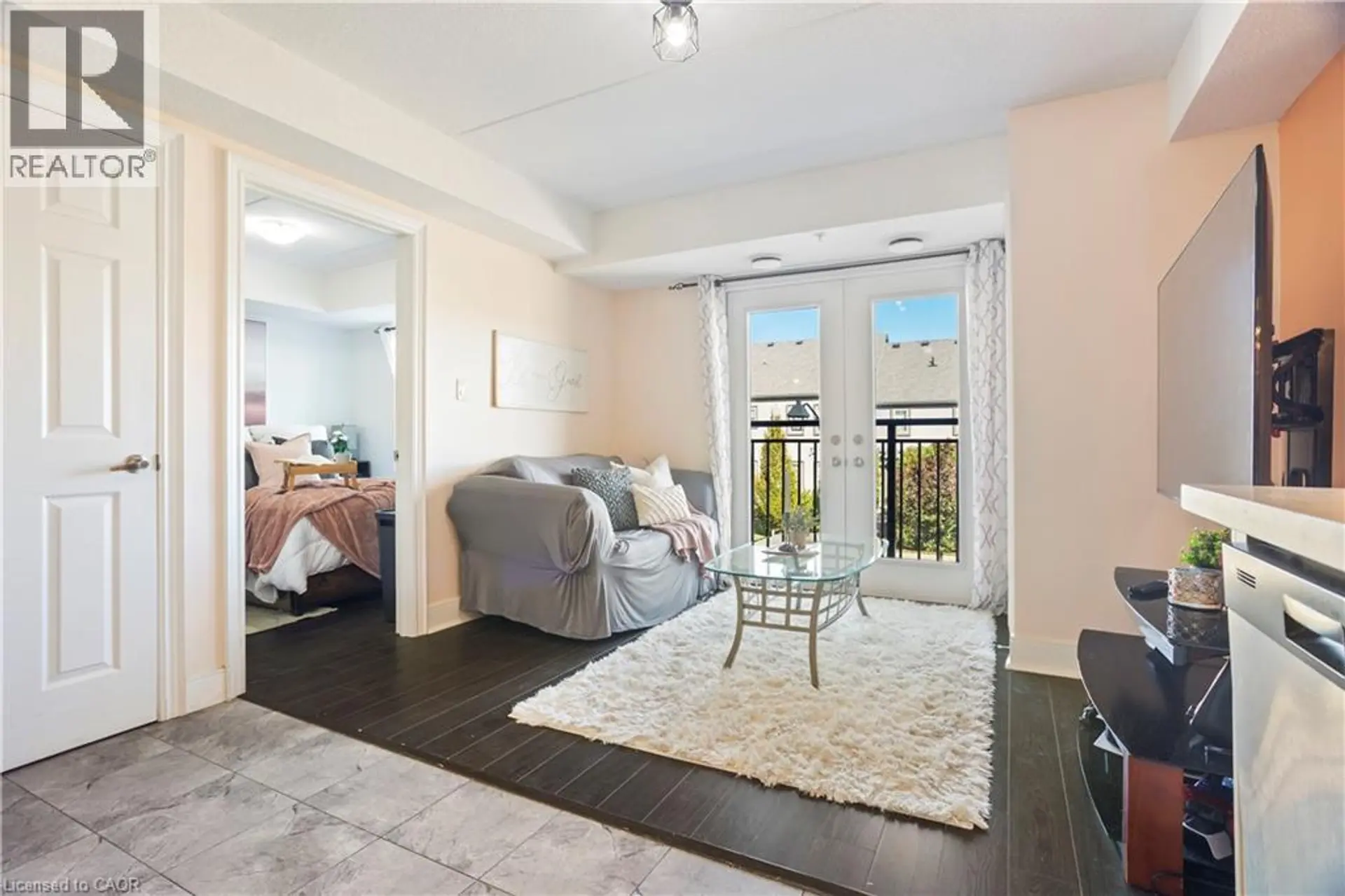 #204 64 FREDERICK Drive - Image 4