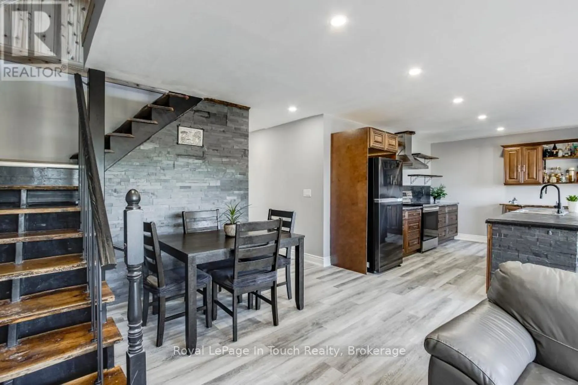 142 DUCK BAY ROAD - Image 8