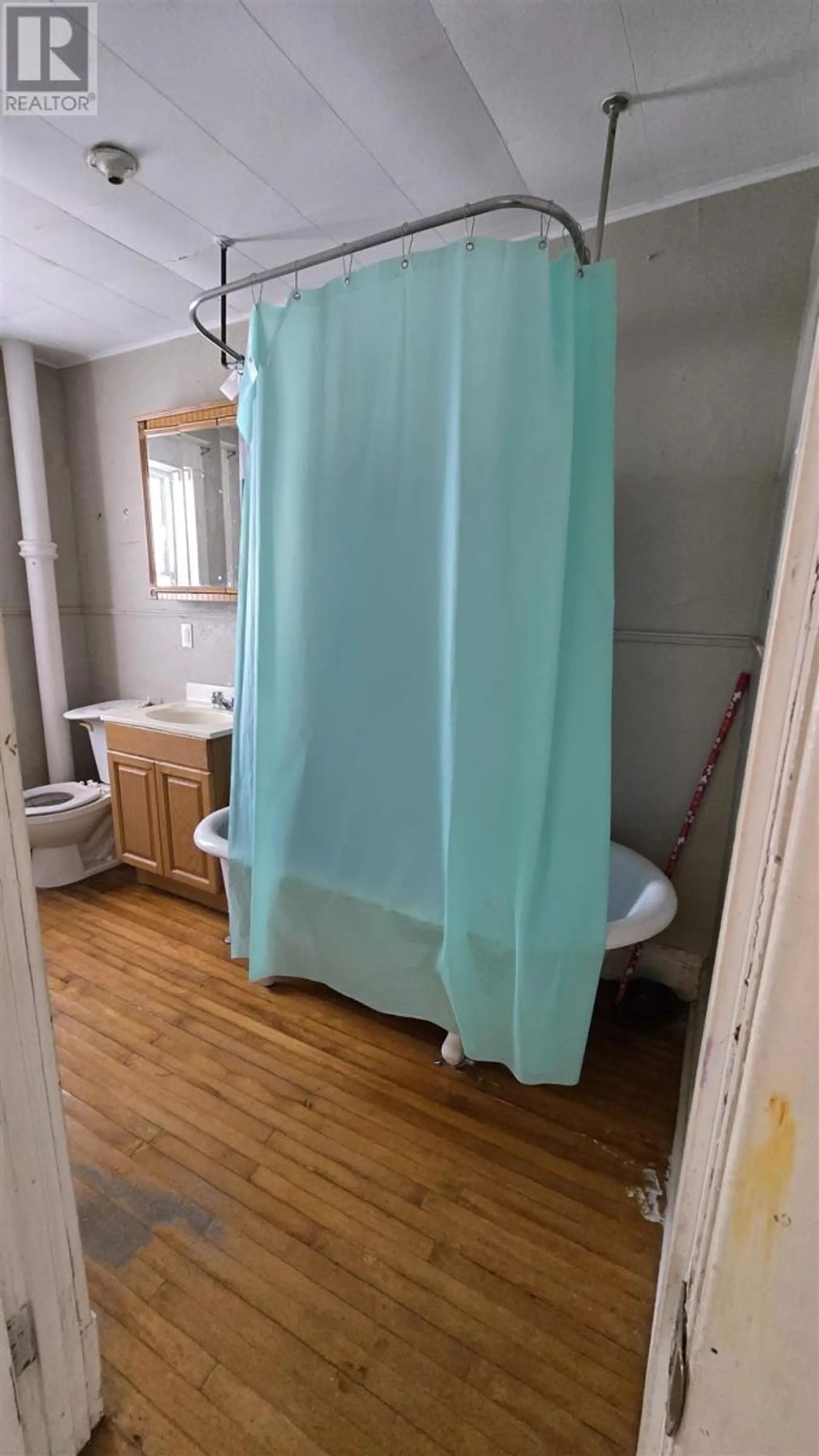 246 St. James ST - Image 15