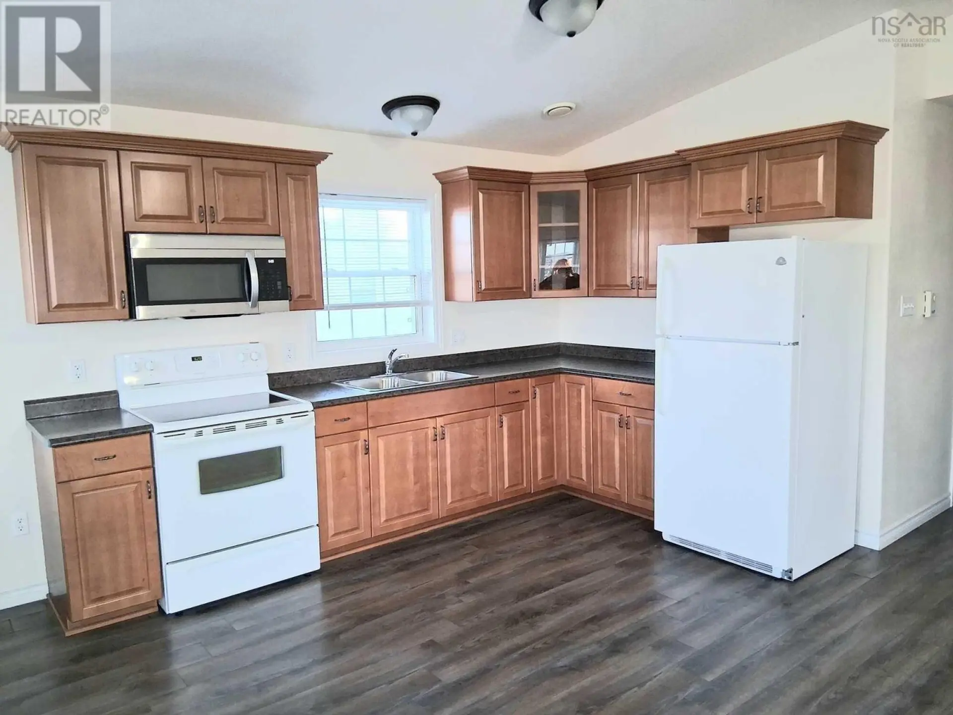 101 Acadia Avenue - Image 3