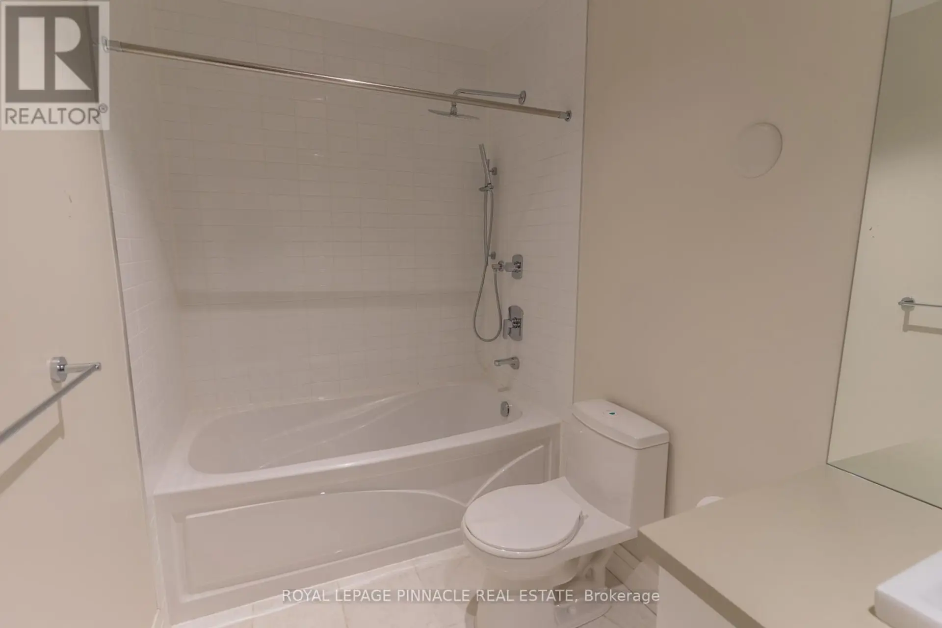 #112 399 SPRING GARDEN AVENUE - Image 10