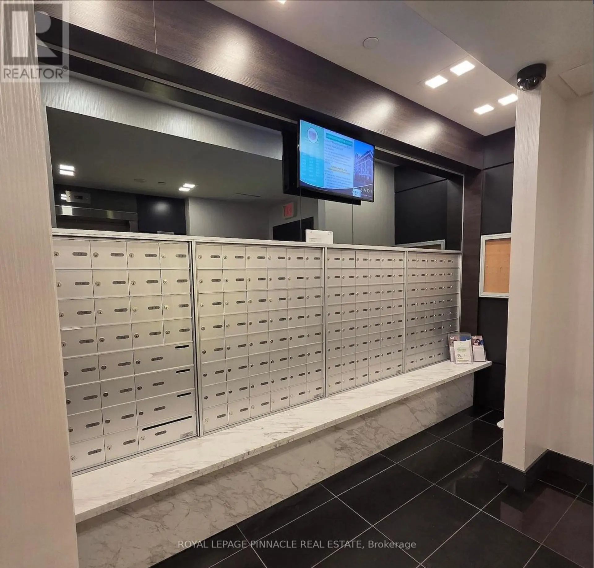 #112 399 SPRING GARDEN AVENUE - Image 18