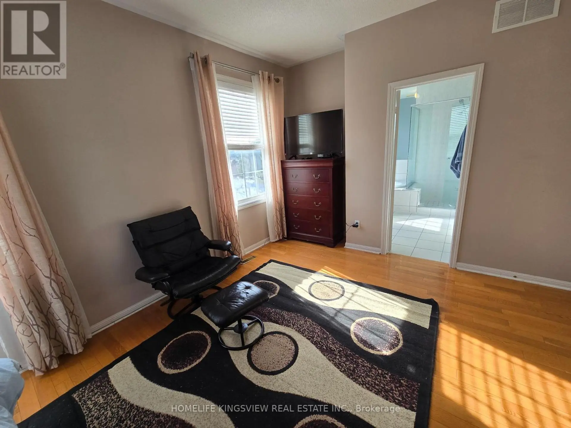 40 VISTA GREEN CRESCENT - Image 6