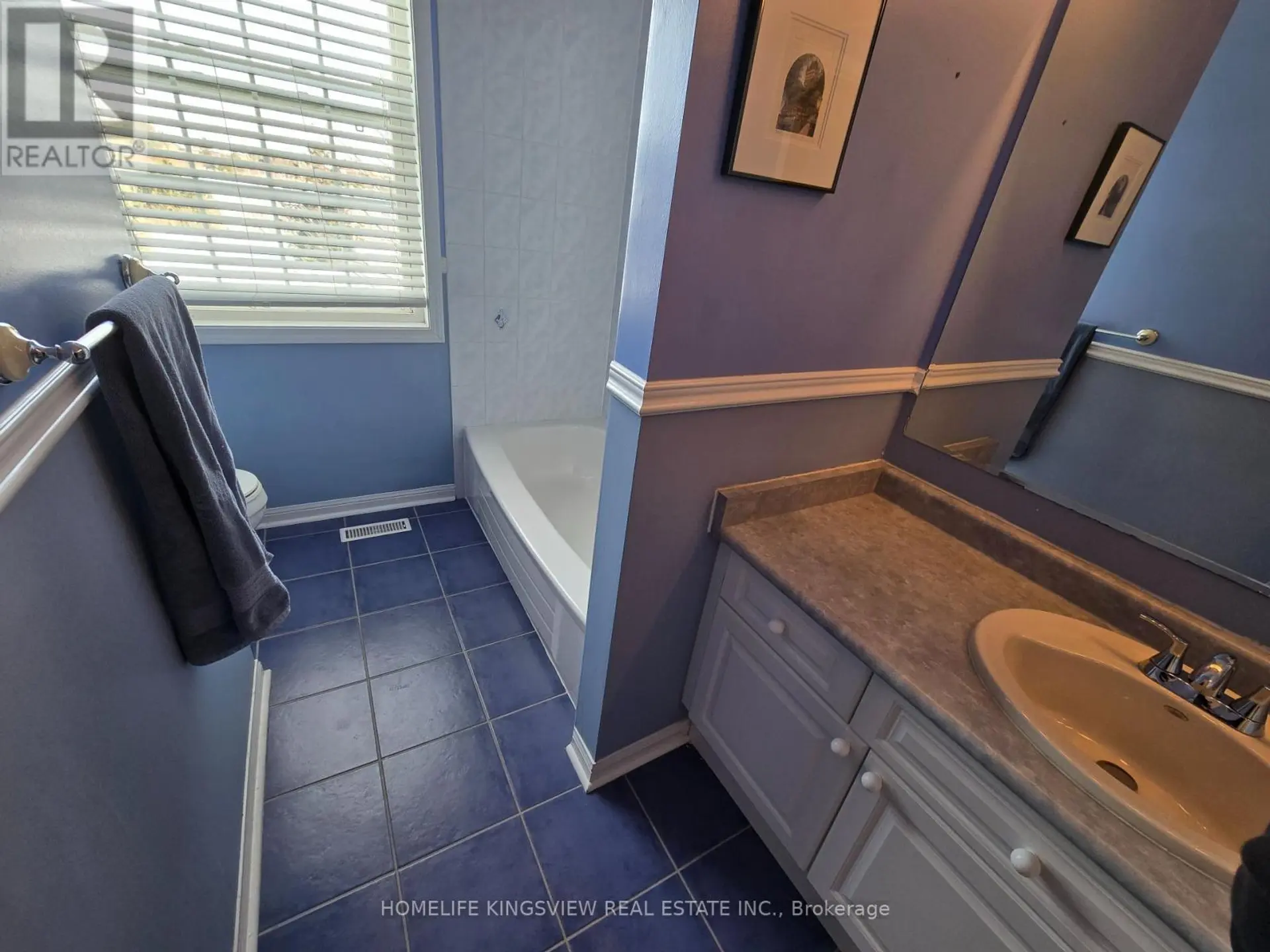 40 VISTA GREEN CRESCENT - Image 8
