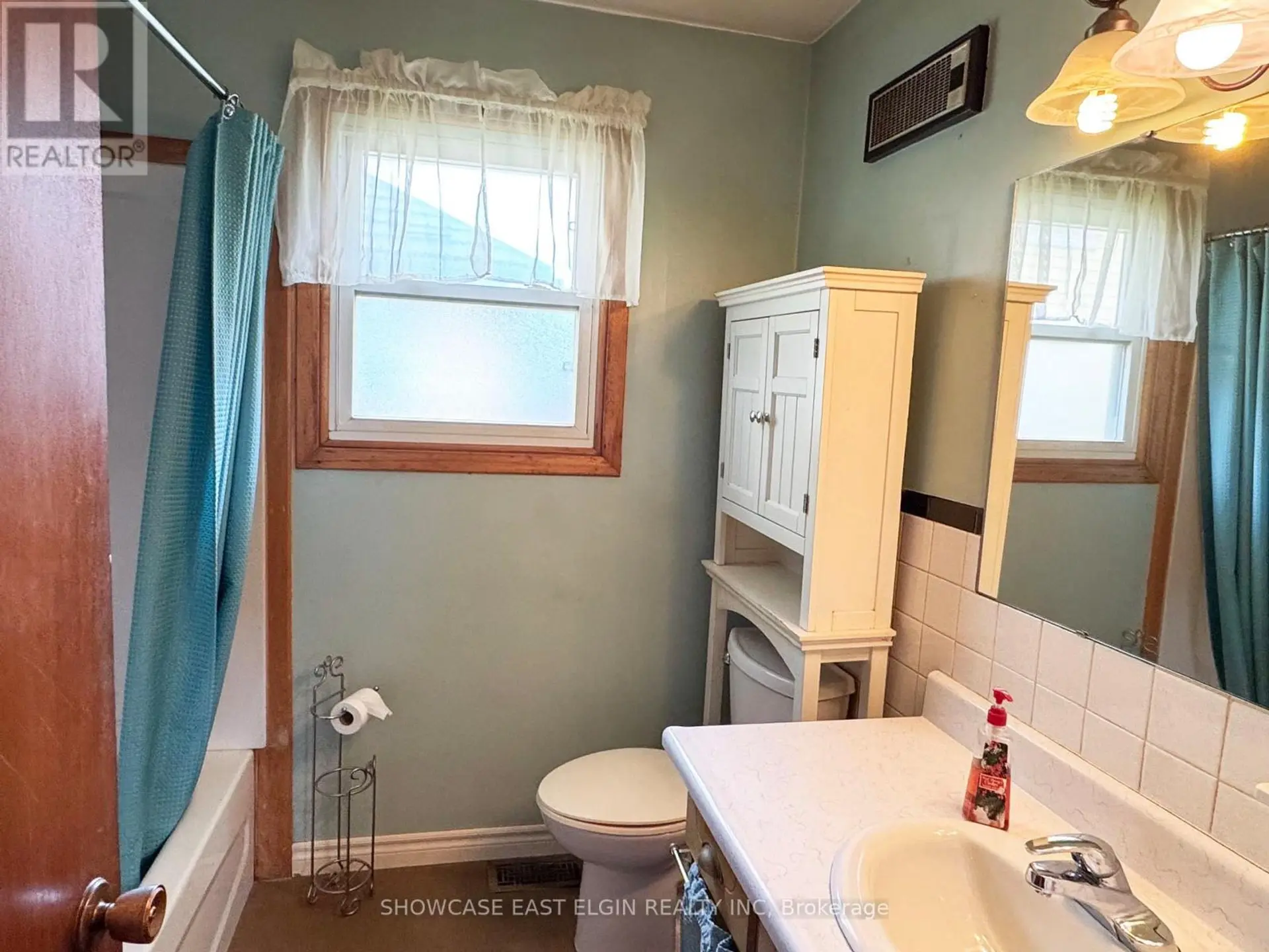21 CLARENCE STREET - Image 11