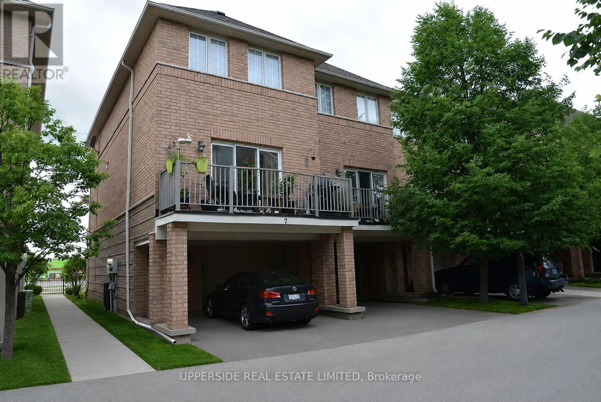#7 23 OBSERVATORY LANE - Image 1