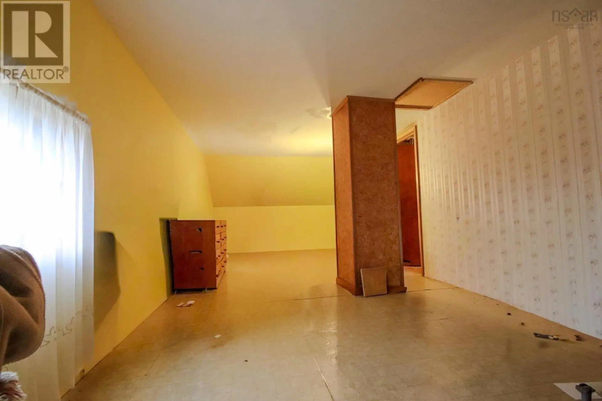 1359 Stoney Island Road - Image 16