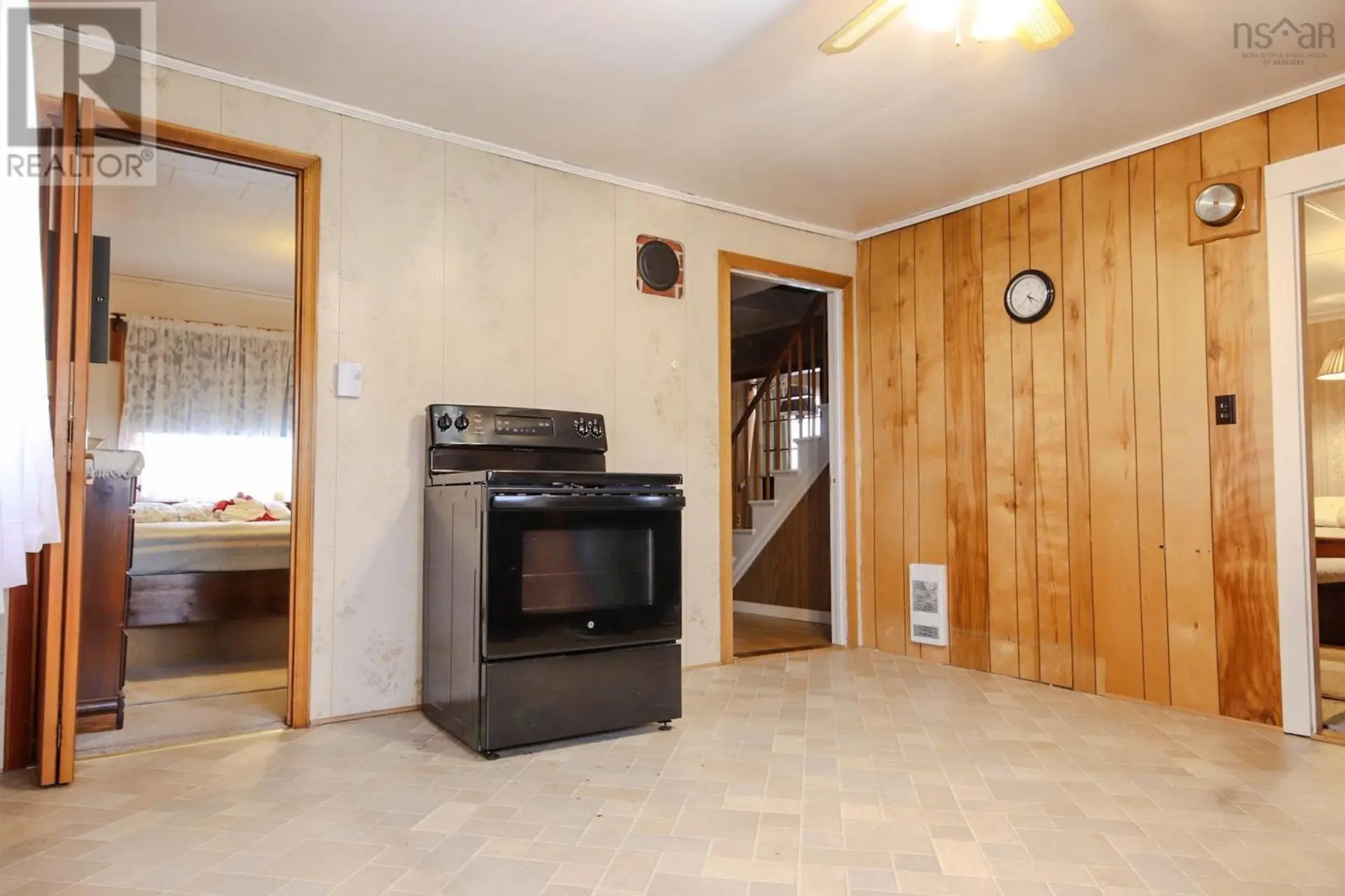 1359 Stoney Island Road - Image 2