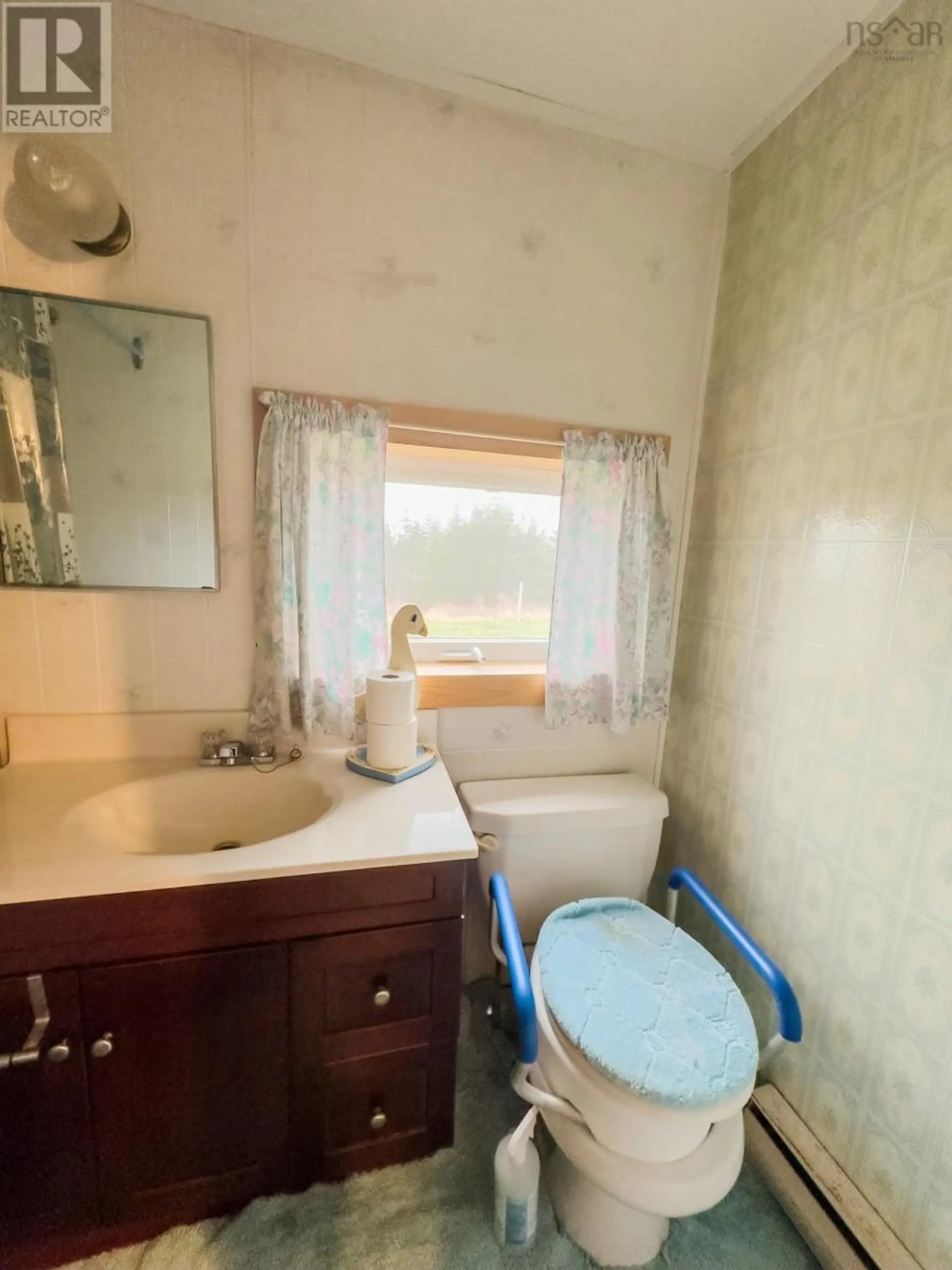 1359 Stoney Island Road - Image 12