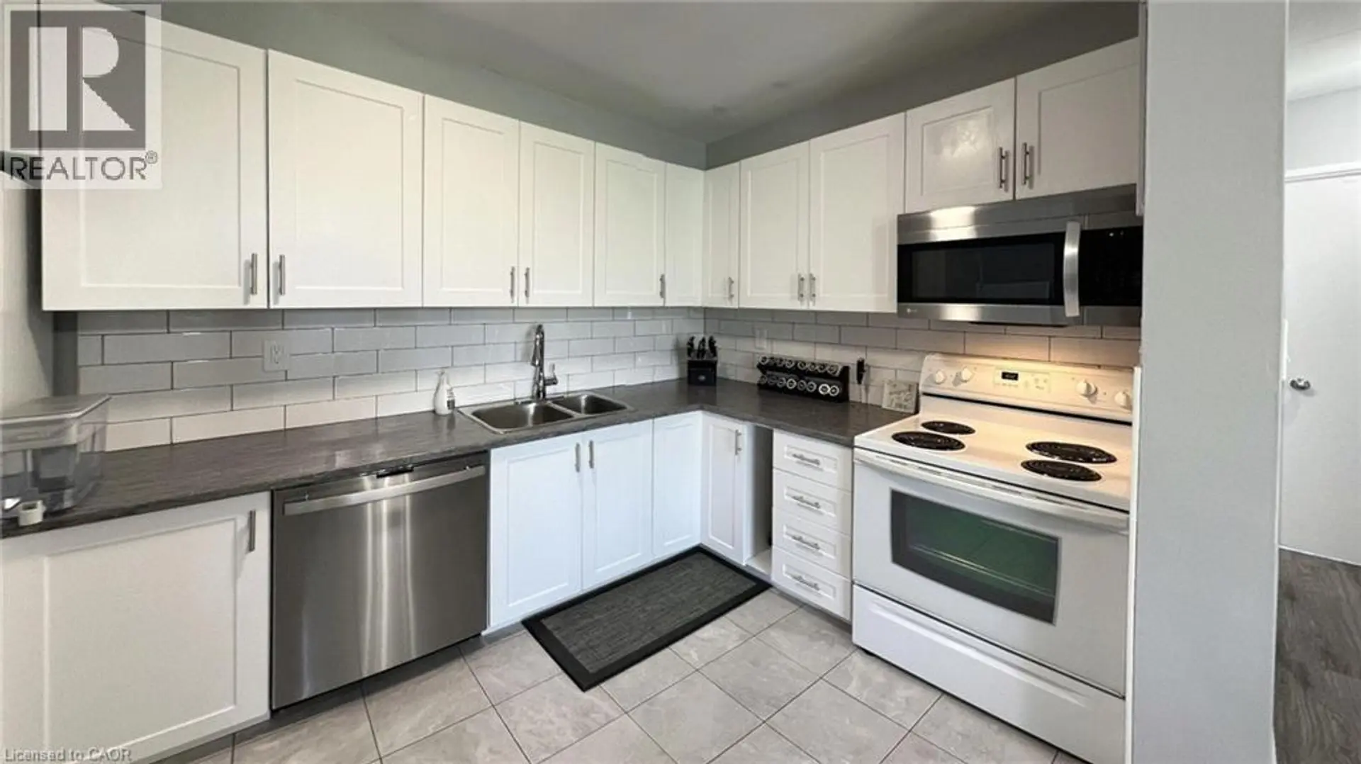 #508 563 MORNINGTON Avenue - Image 12