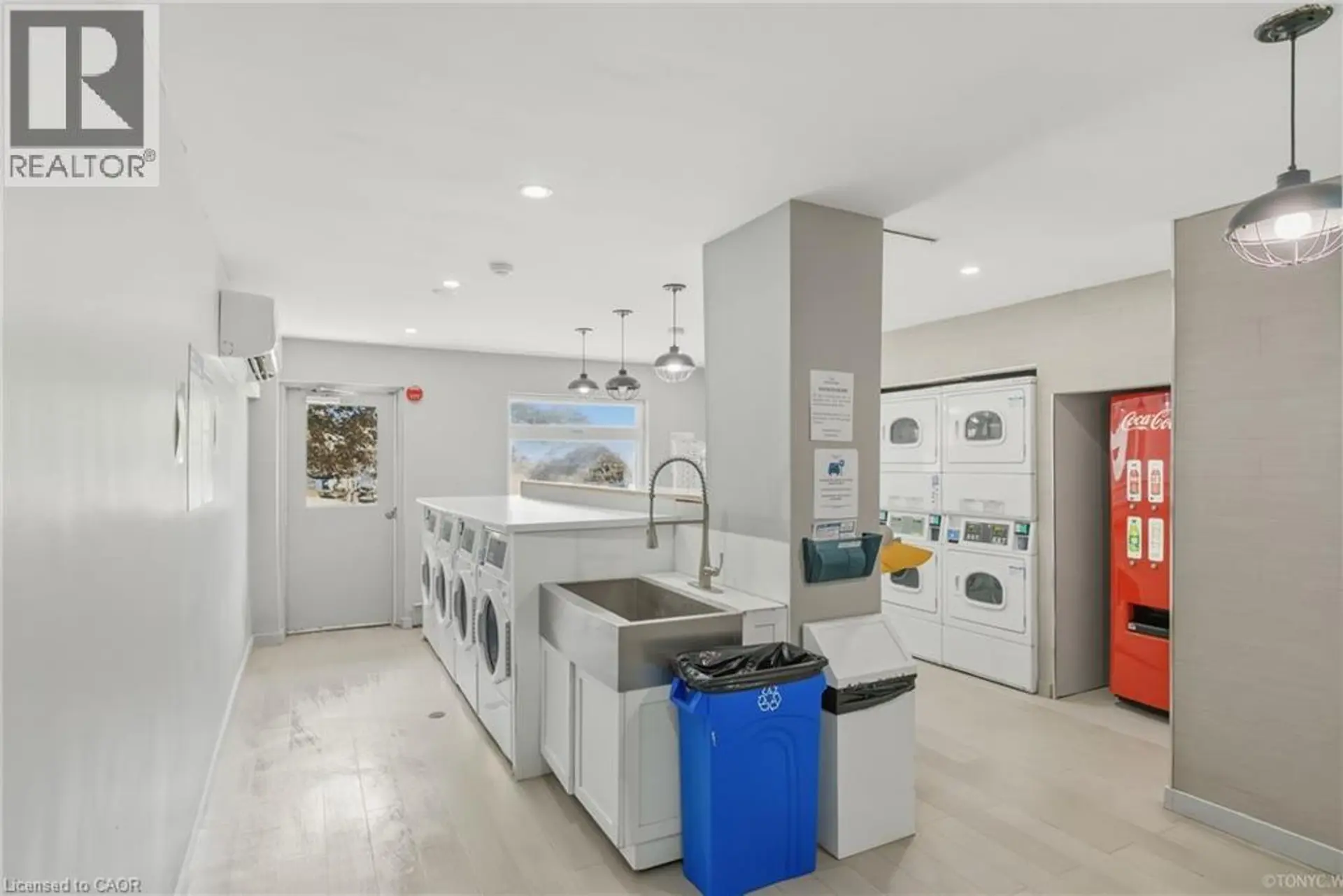 #508 563 MORNINGTON Avenue - Image 3