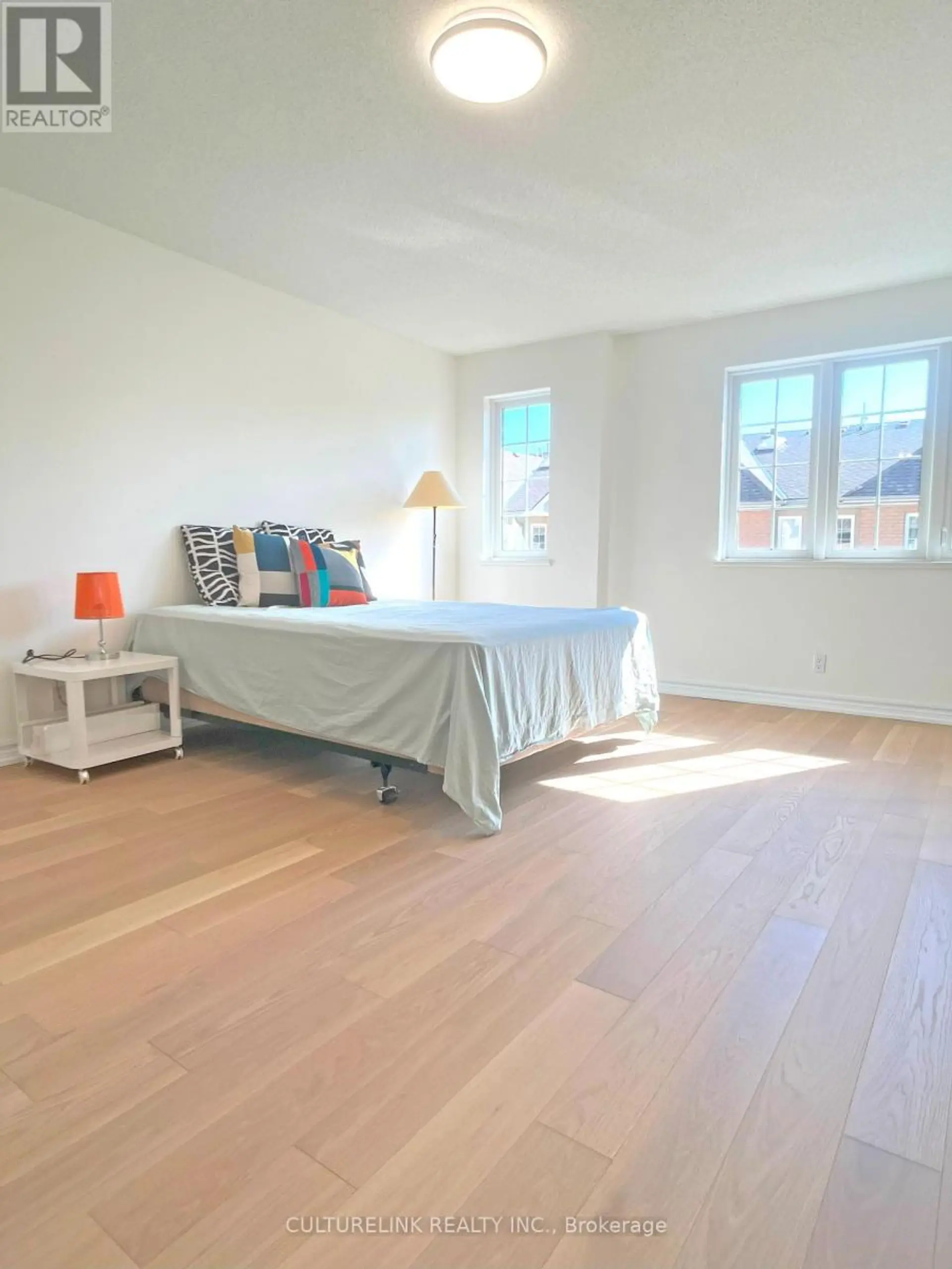 #1502 28 SOMMERSET WAY - Image 13