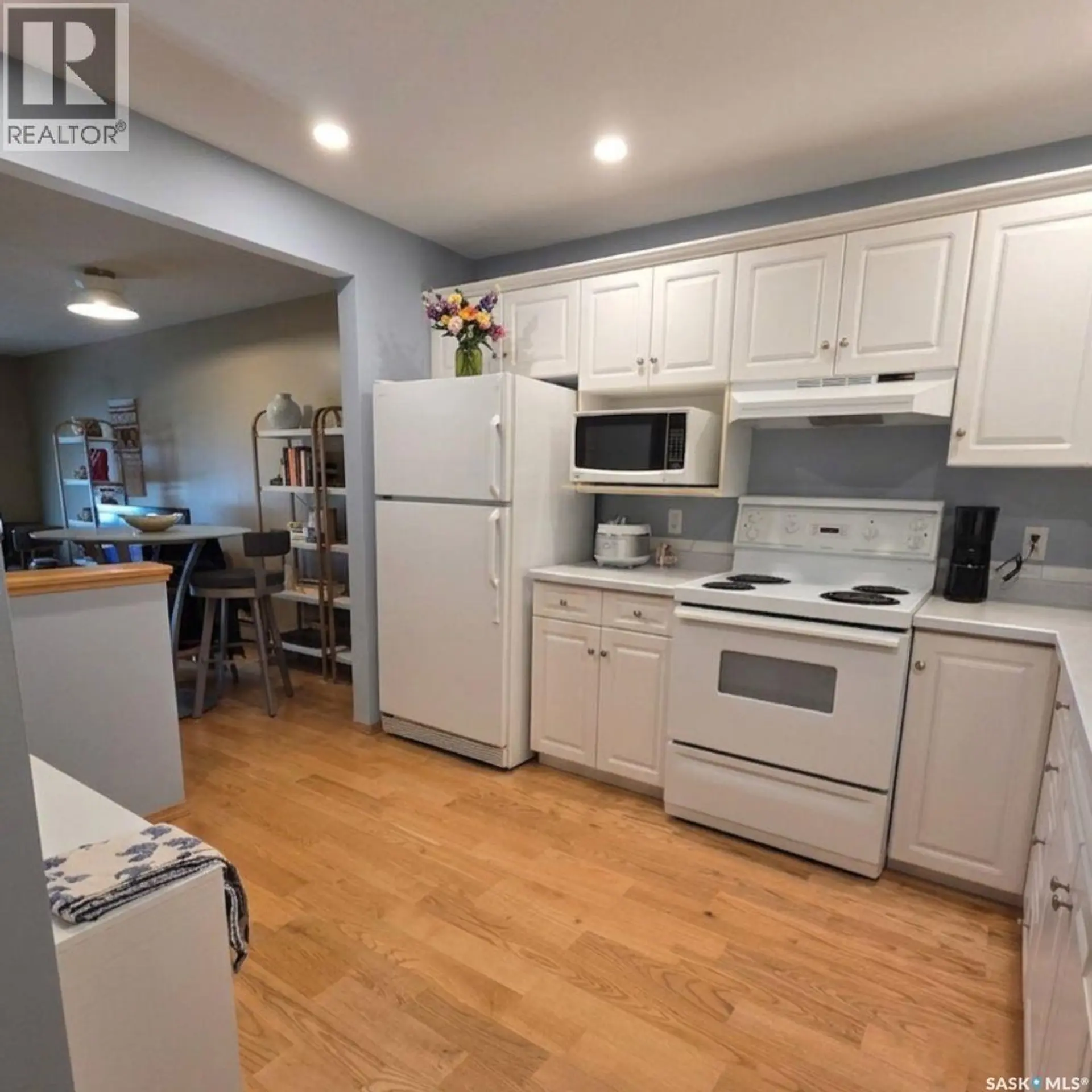 #205 2244 SMITH STREET - Image 3