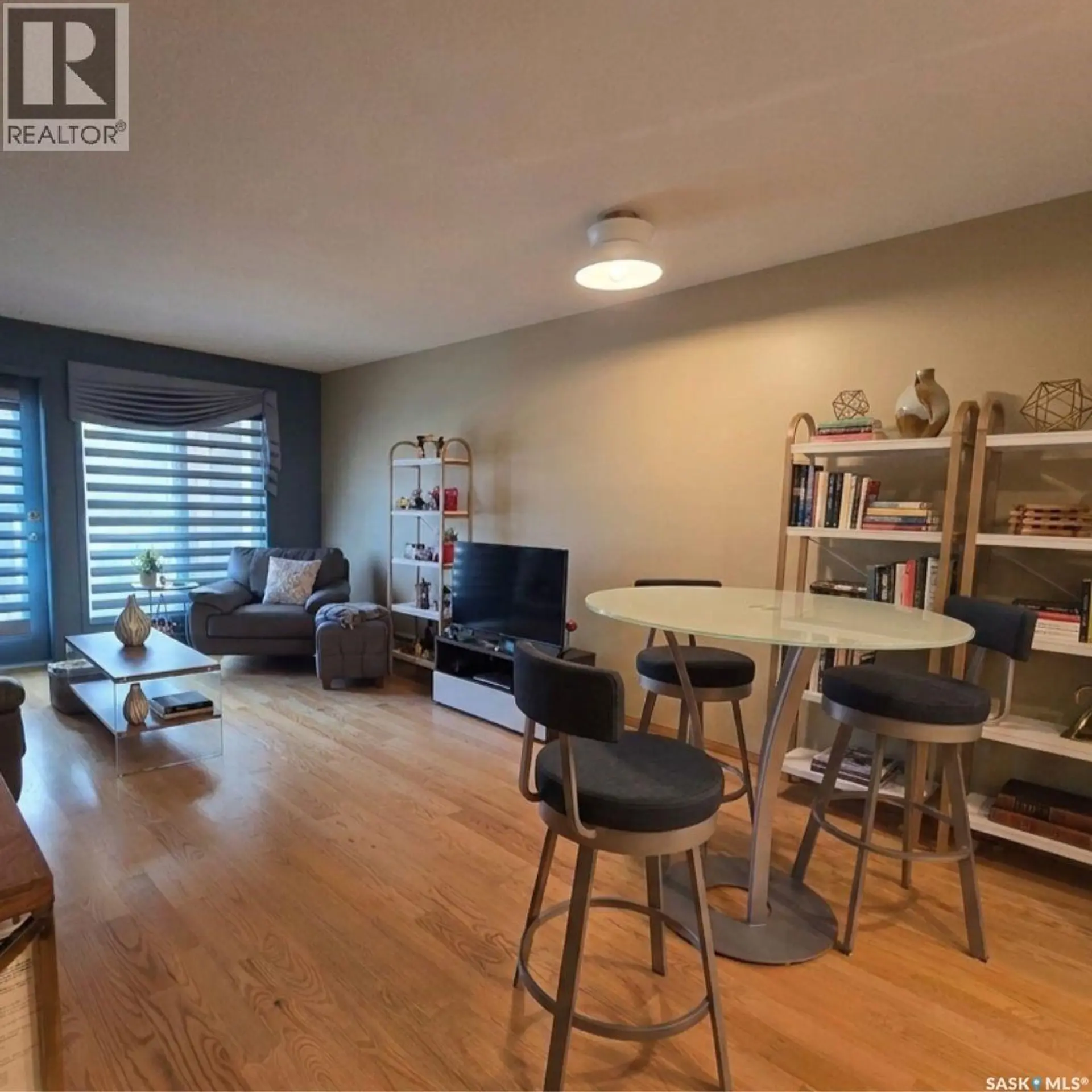 #205 2244 SMITH STREET - Image 4