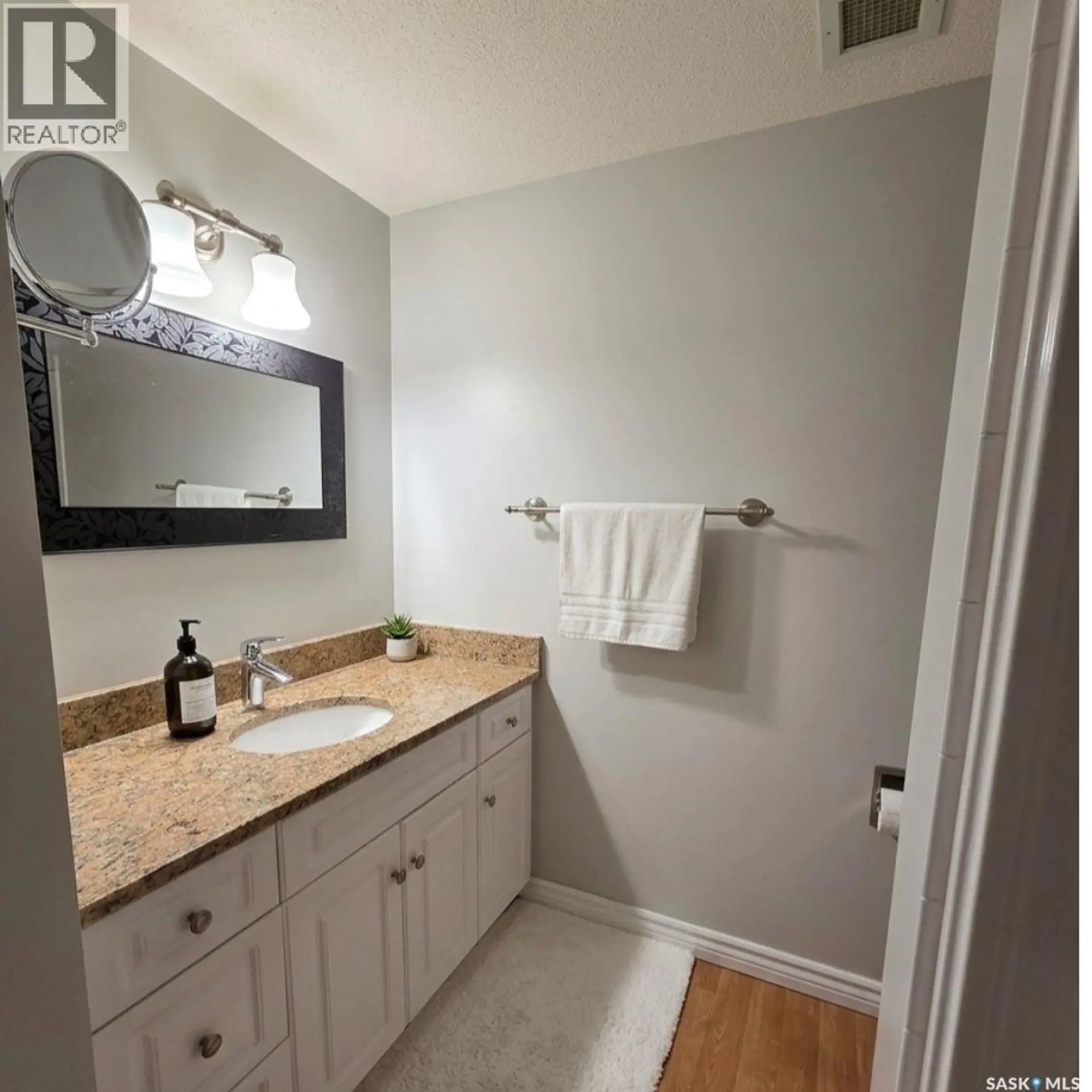 #205 2244 SMITH STREET - Image 7