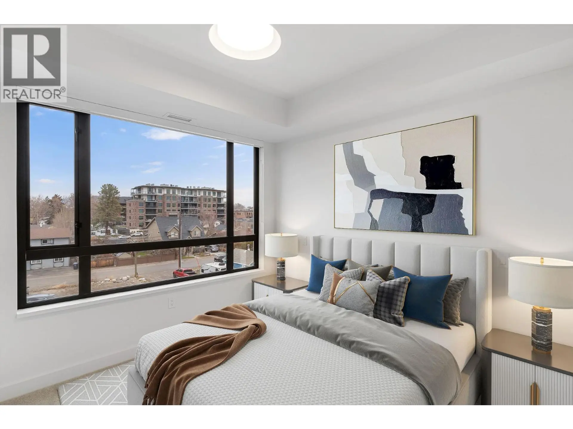 #317 3051 Abbott Street - Image 8