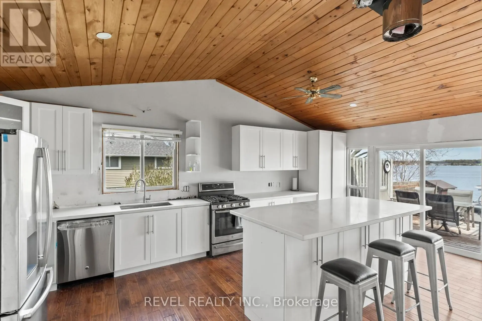 151 BEEHIVE DRIVE - Image 4