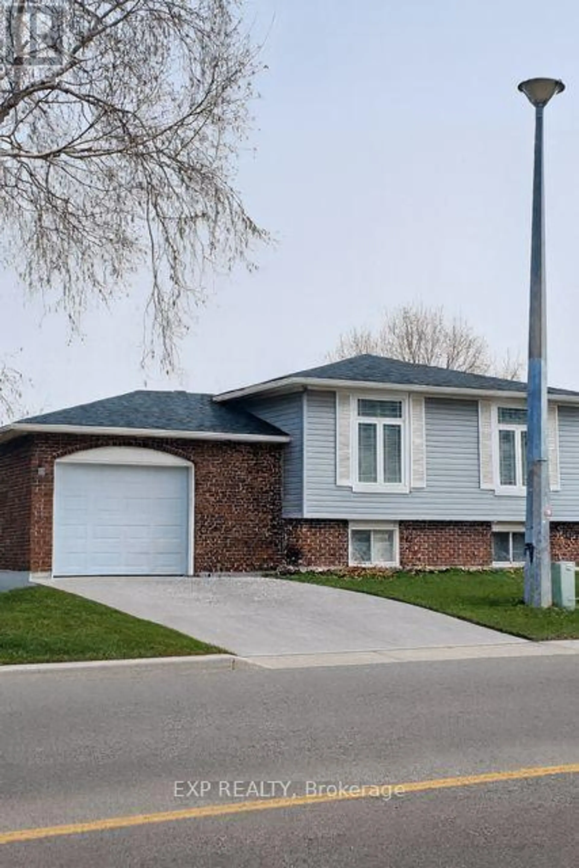 626 LAURIER BOULEVARD - Image 14