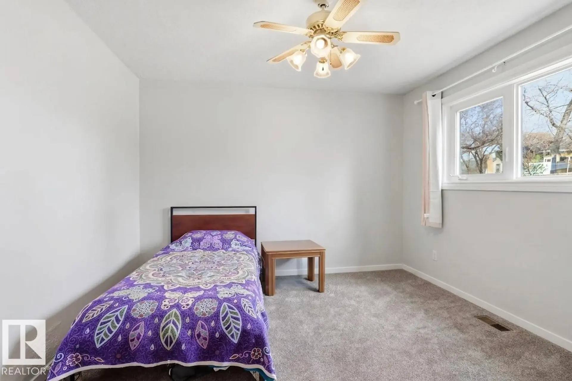 9206 / 9208 90 ST NW - Image 9