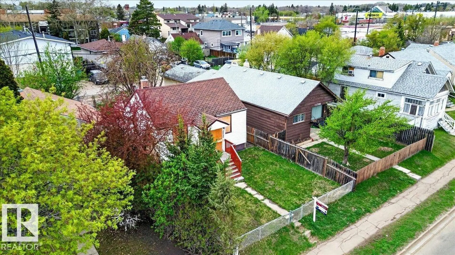 11706 80 ST NW - Image 11