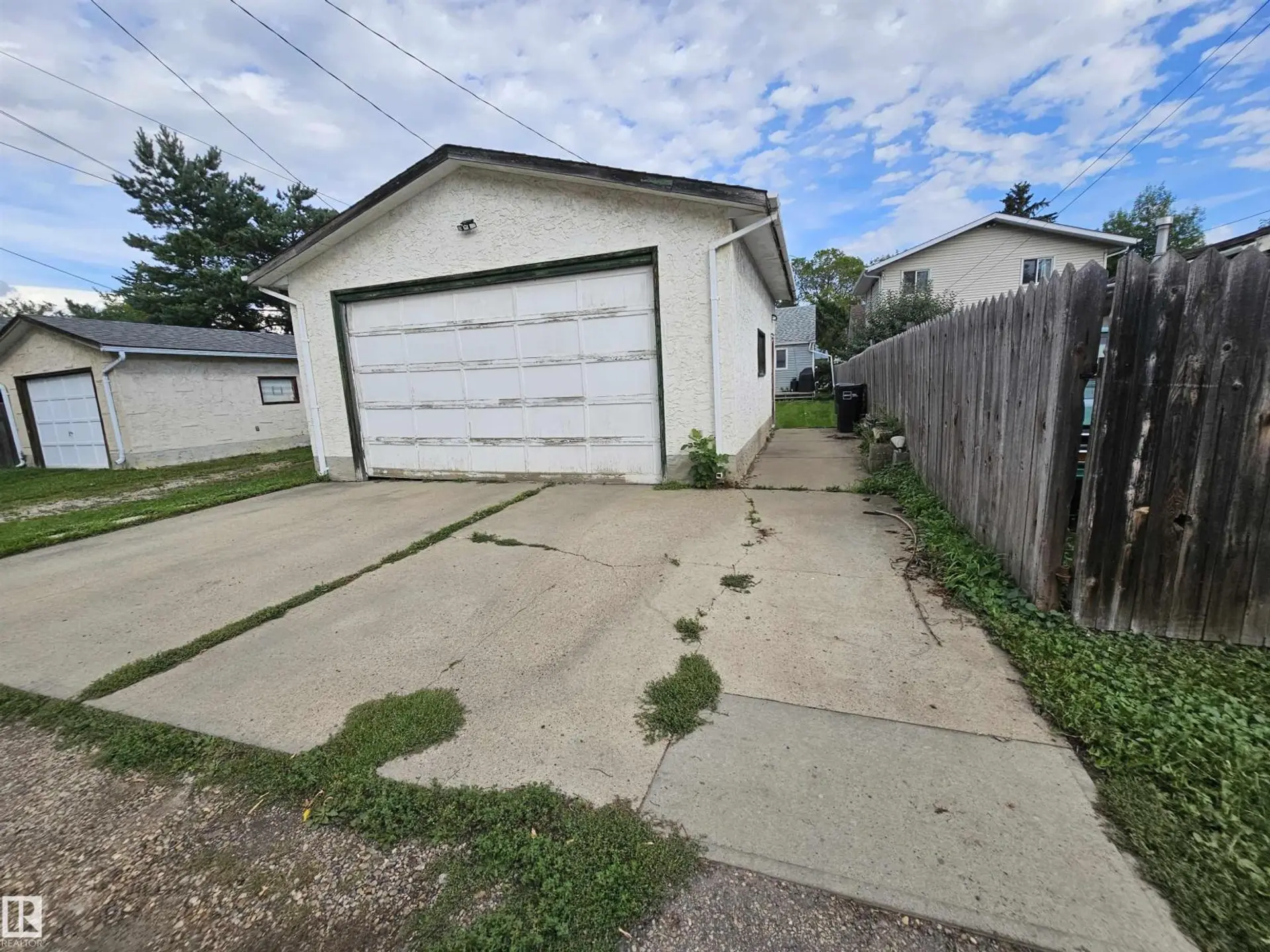 10438 147 ST NW - Image 15