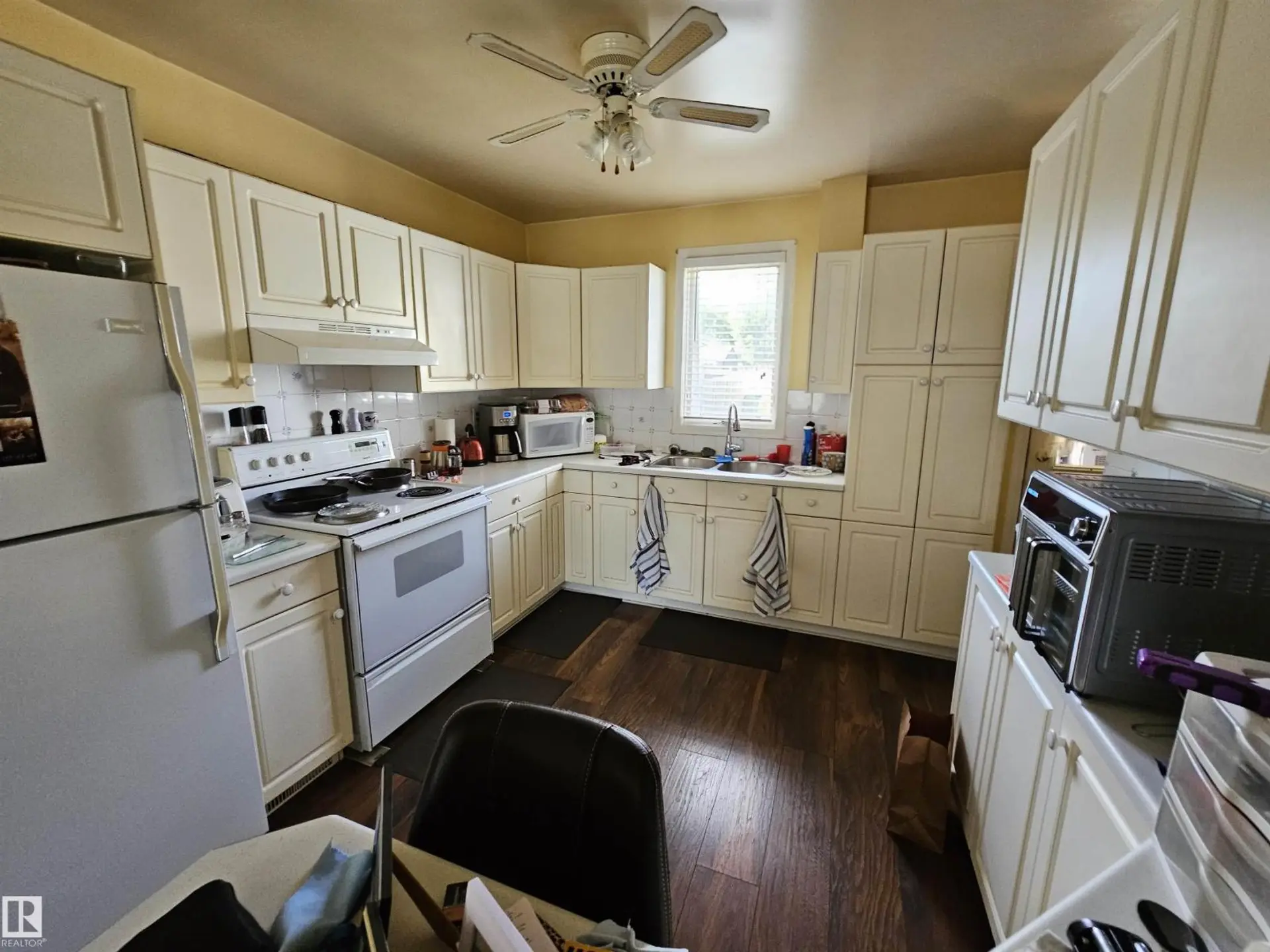 10438 147 ST NW - Image 4