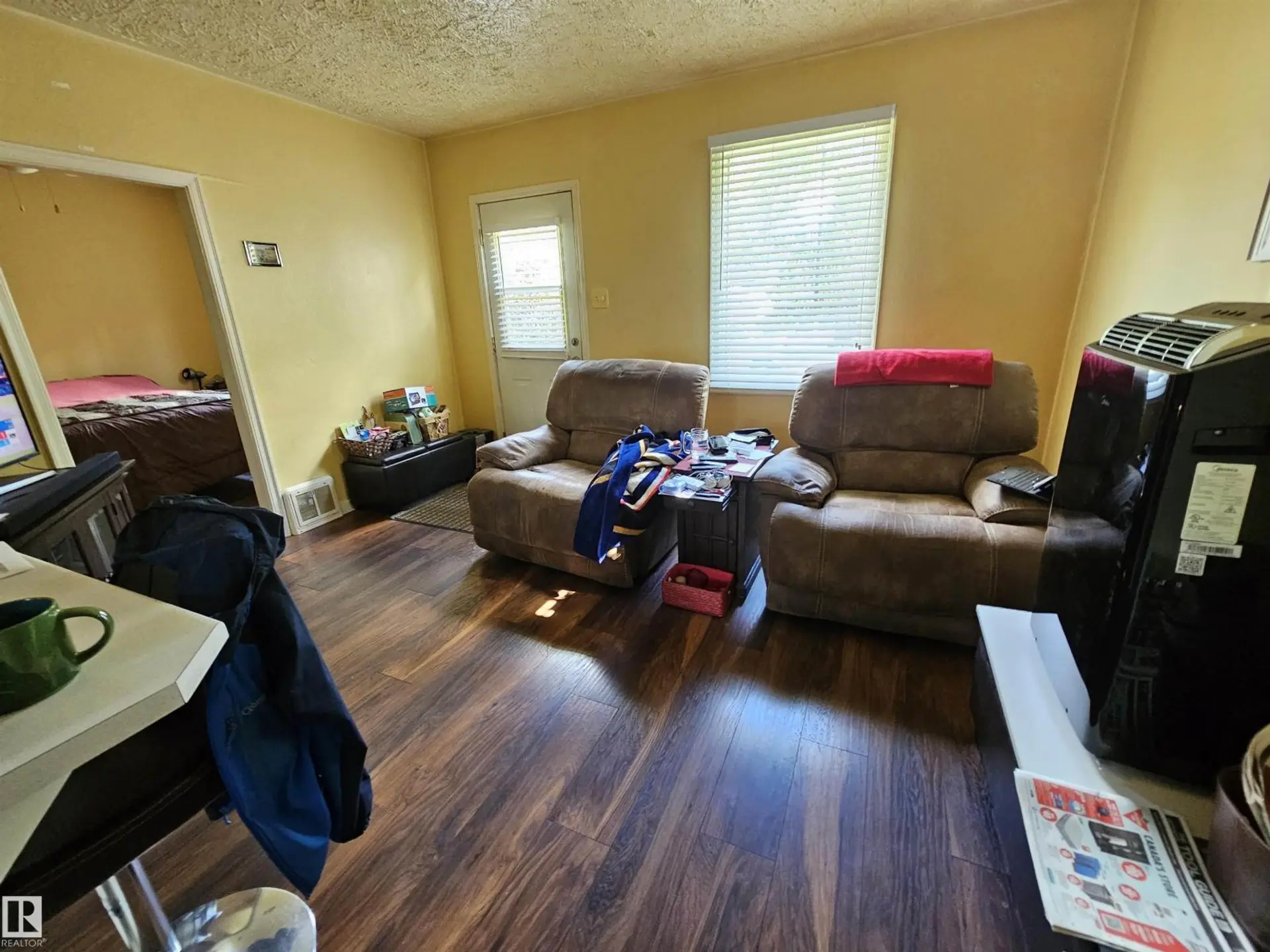 10438 147 ST NW - Image 2