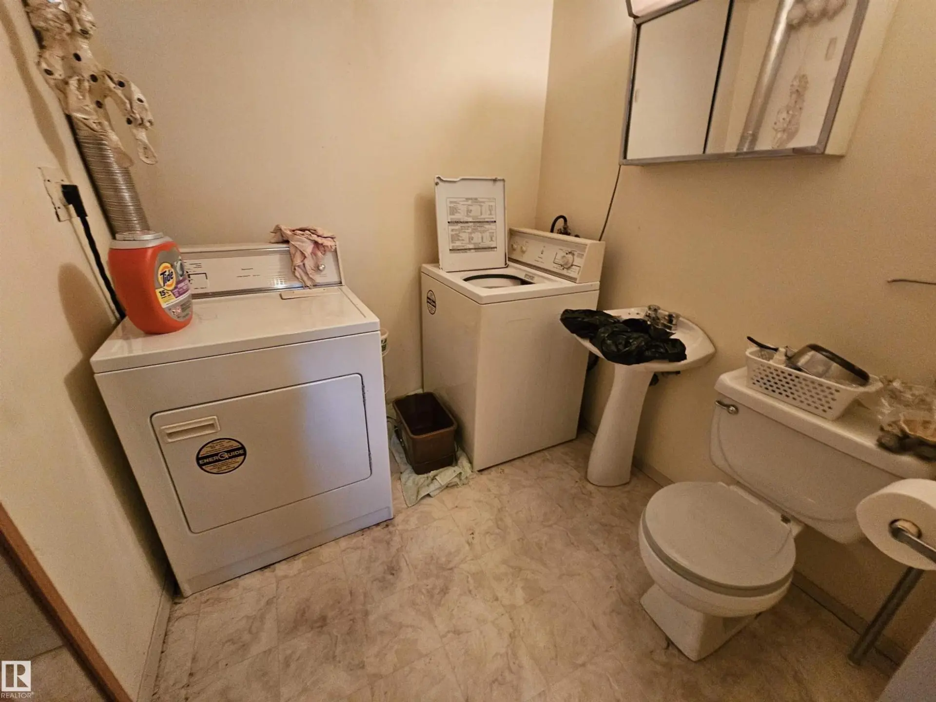 10438 147 ST NW - Image 9