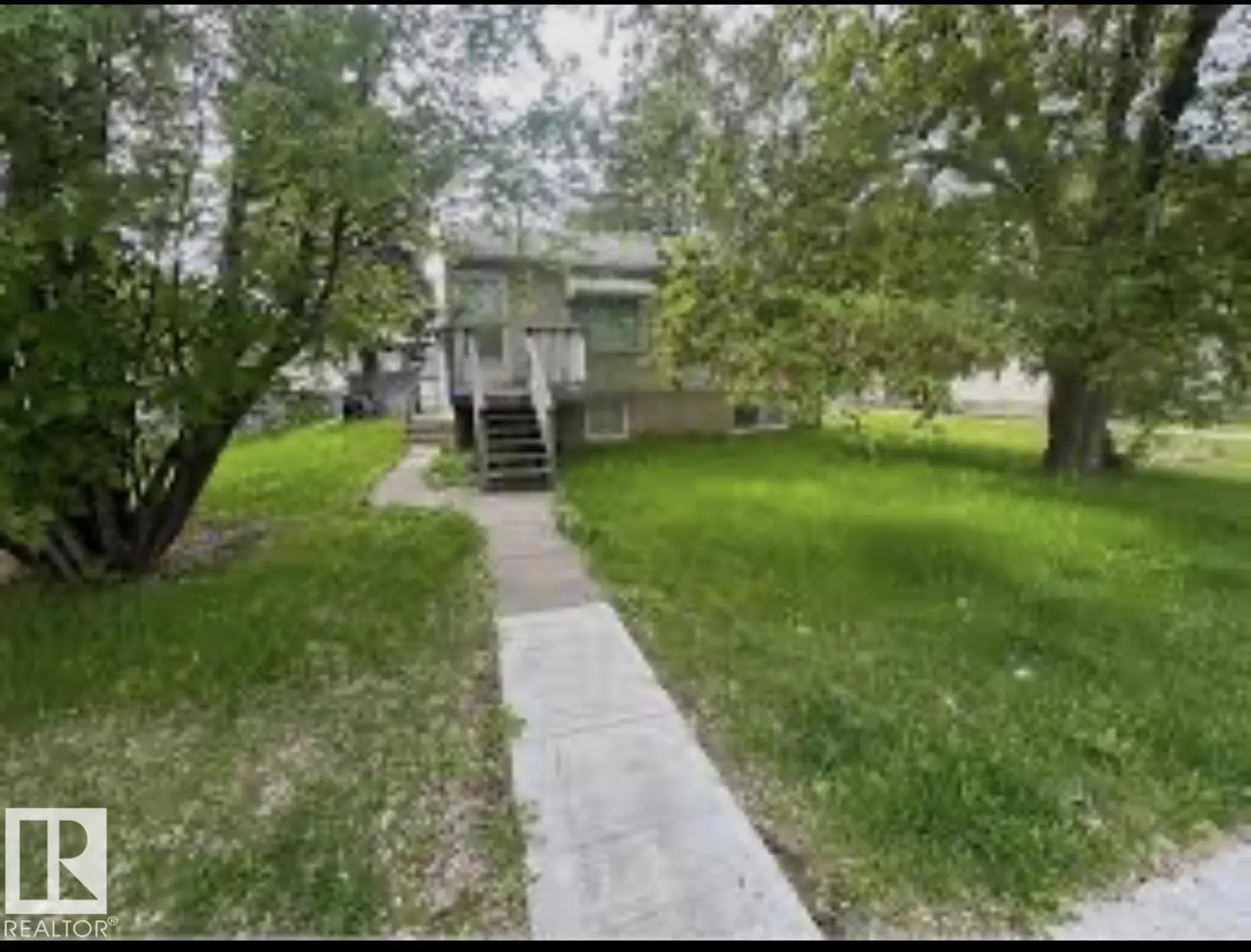 10006 152 ST NW NW - Image 1