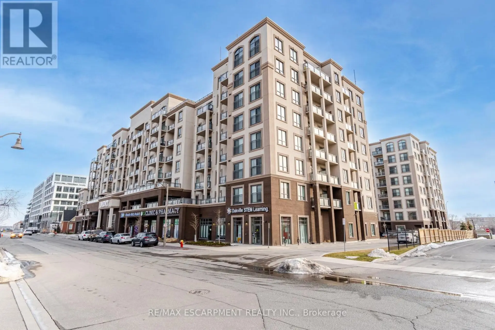 #PH #811 2486 OLD BRONTE ROAD - Image 1