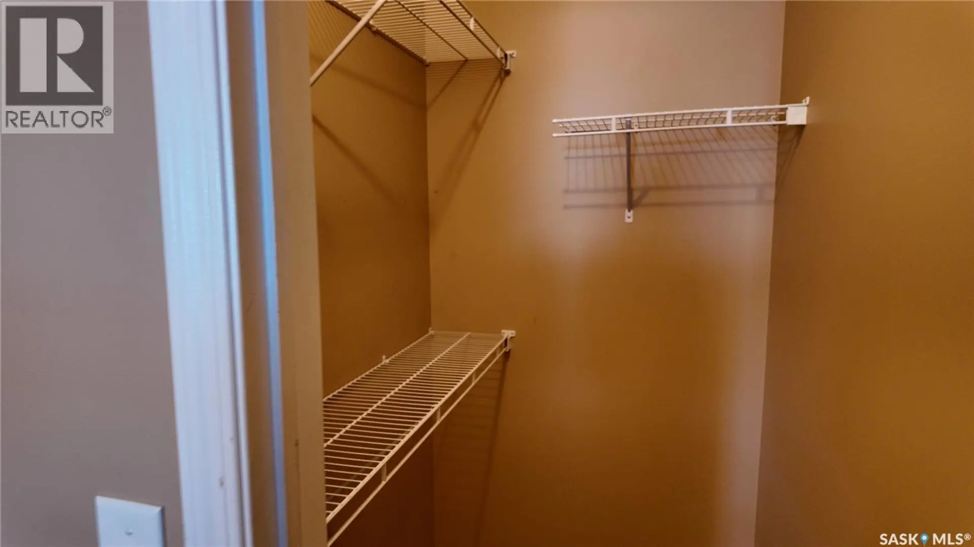 #4128 BUCKINGHAM DRIVE - Image 5