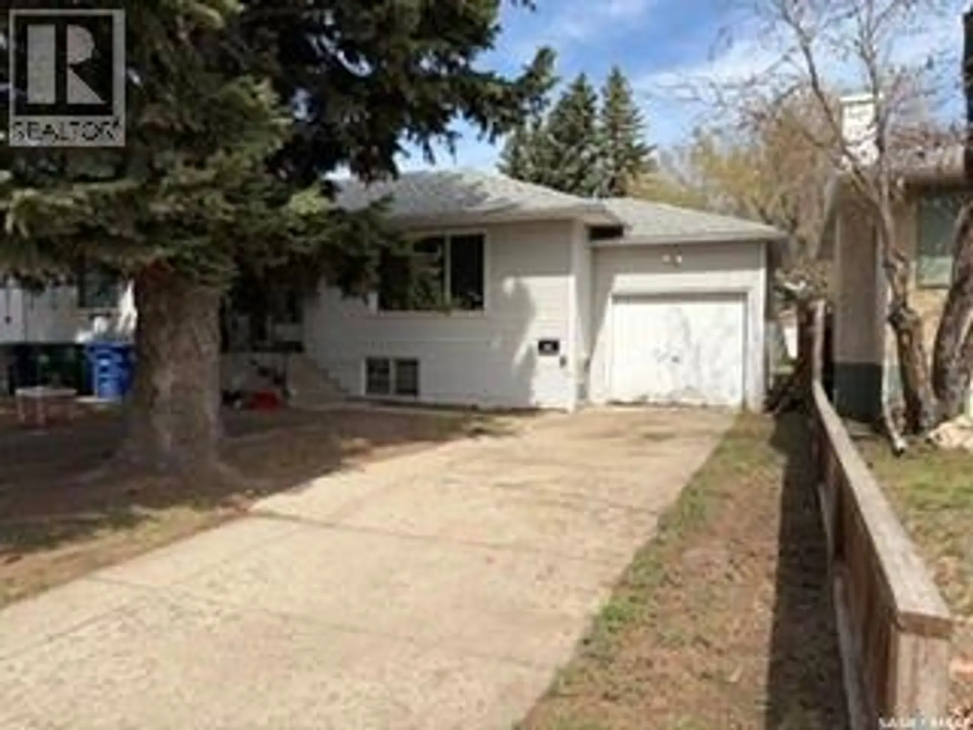 1323 Main STREET - Image 1