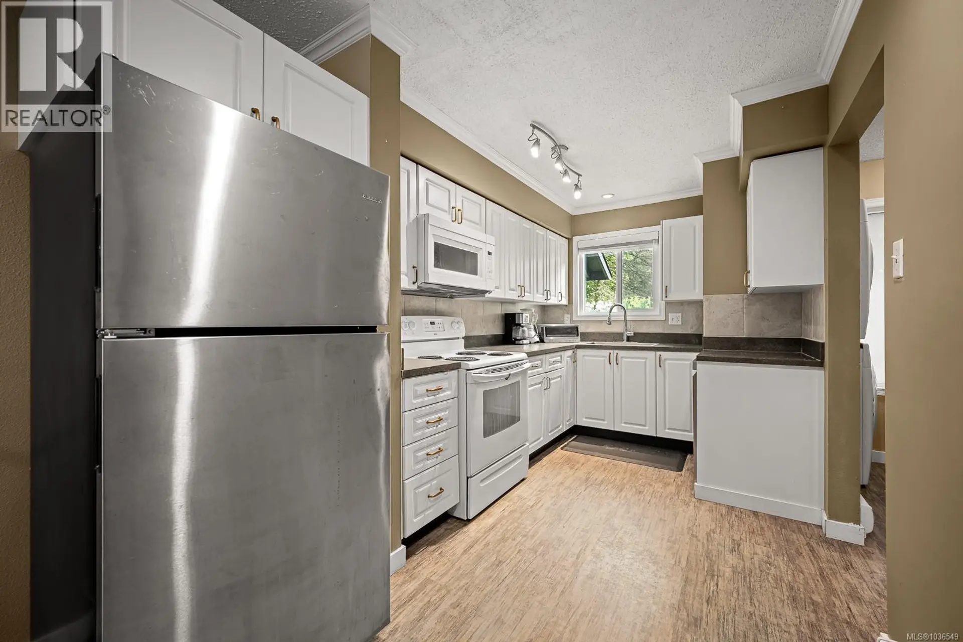 #18 158 Back Rd - Image 10