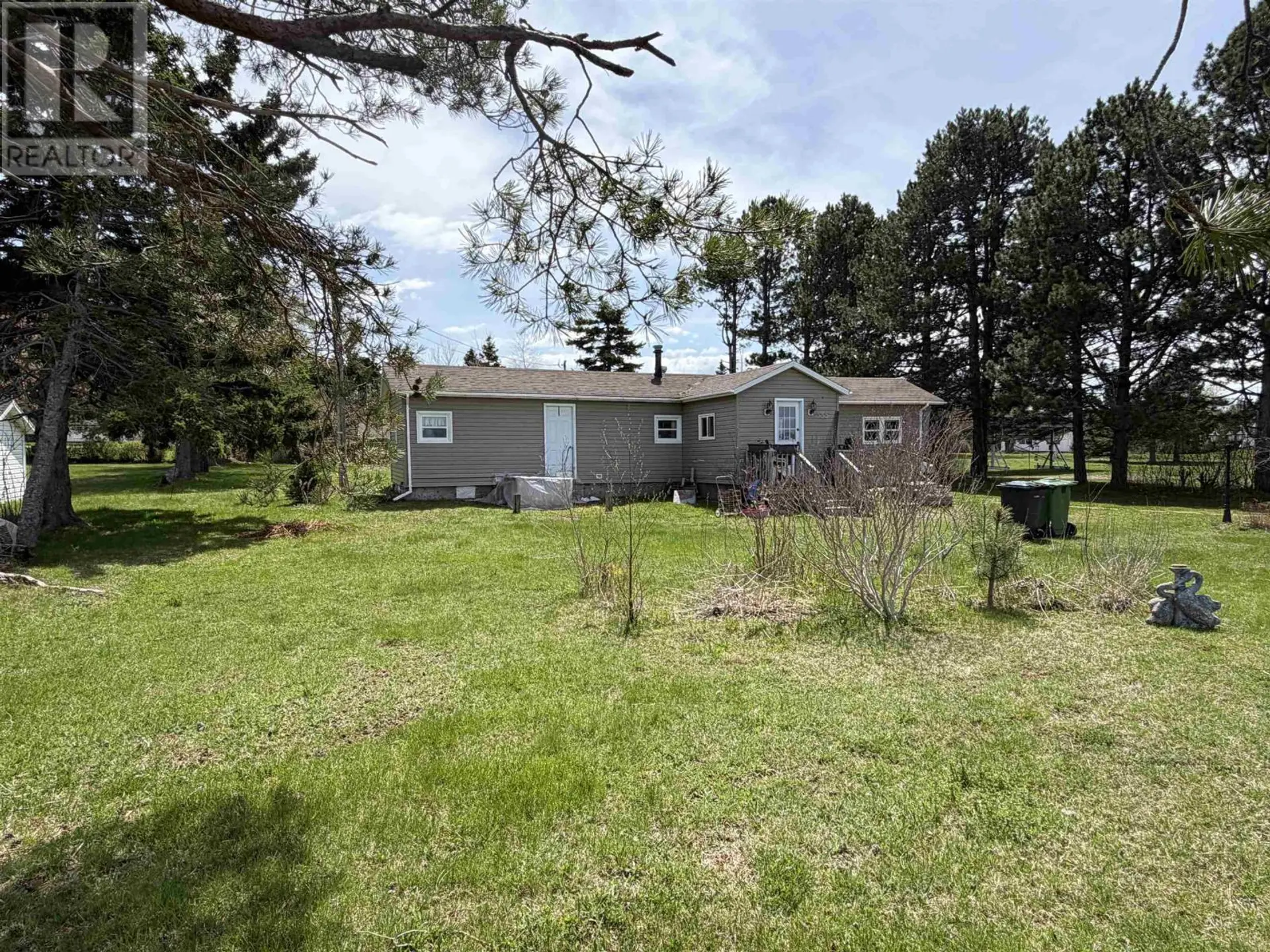 335 GLENN Drive - Image 12