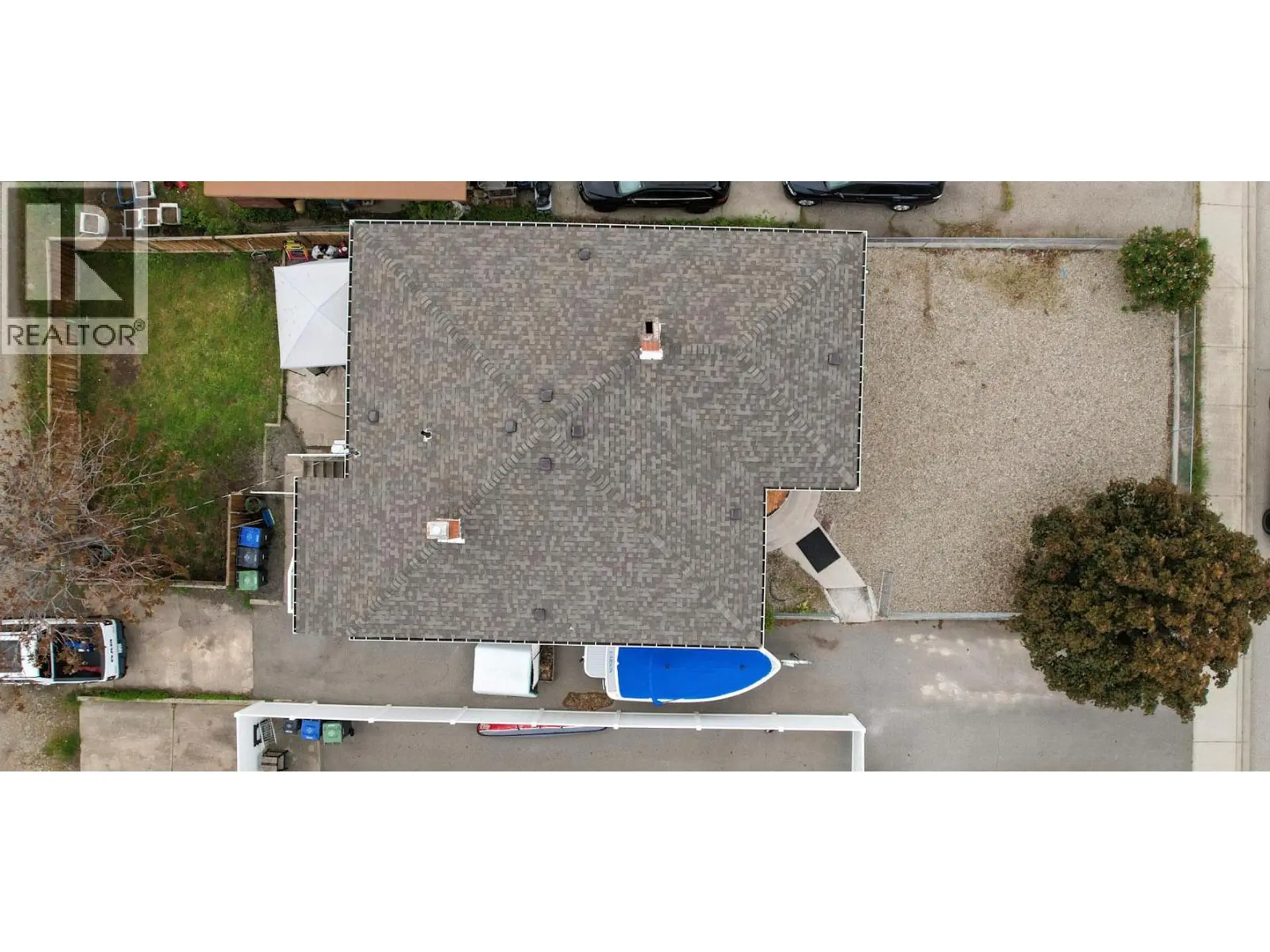 724 SCHOOL Avenue - Image 19